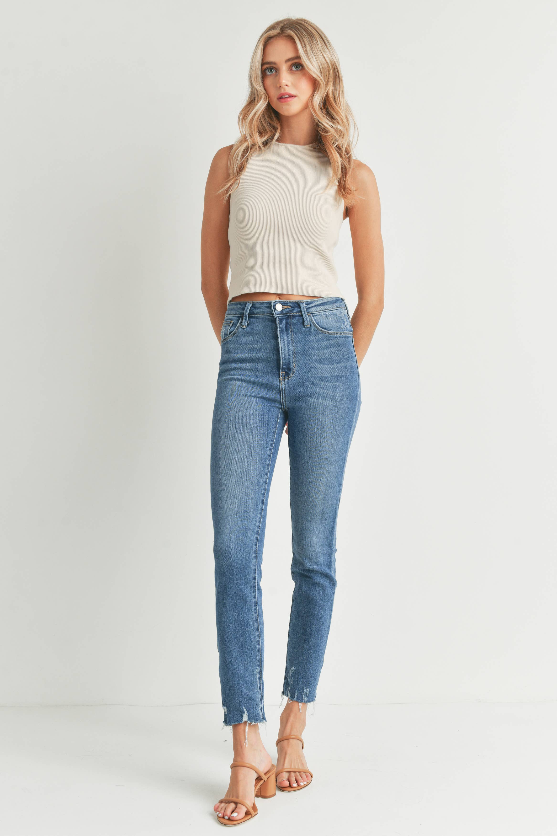 Hi Rise Slim Straight Jeans