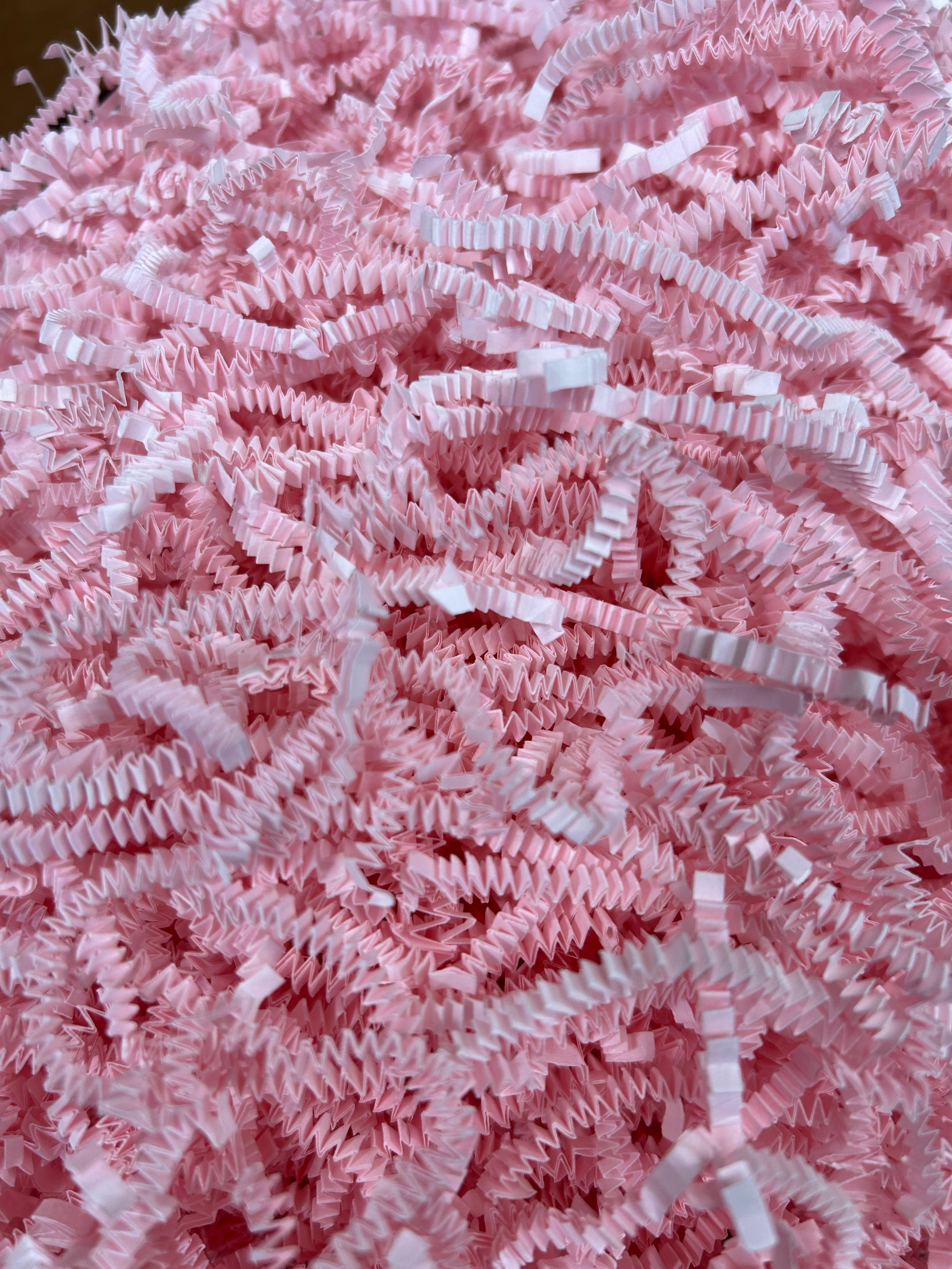 Light Pink 10LB Crinkle Cut Shred