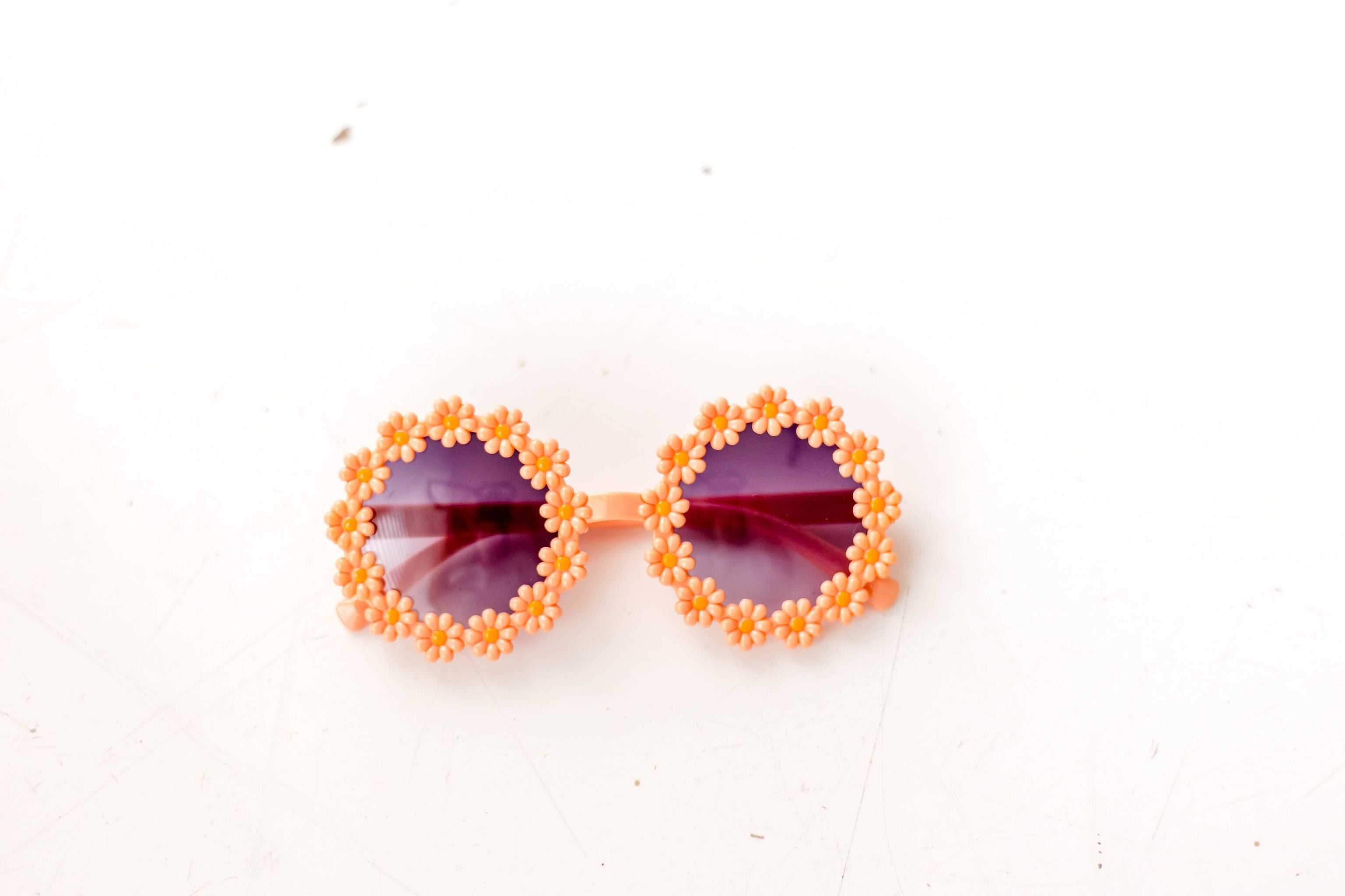 Retro Daisy Sunglasses - Peach