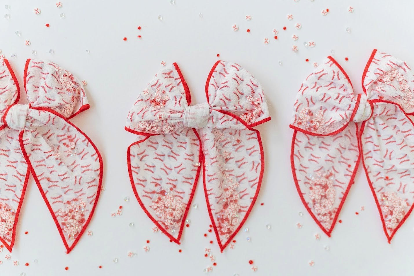 Mesh Shaker Bow - Play Ball!