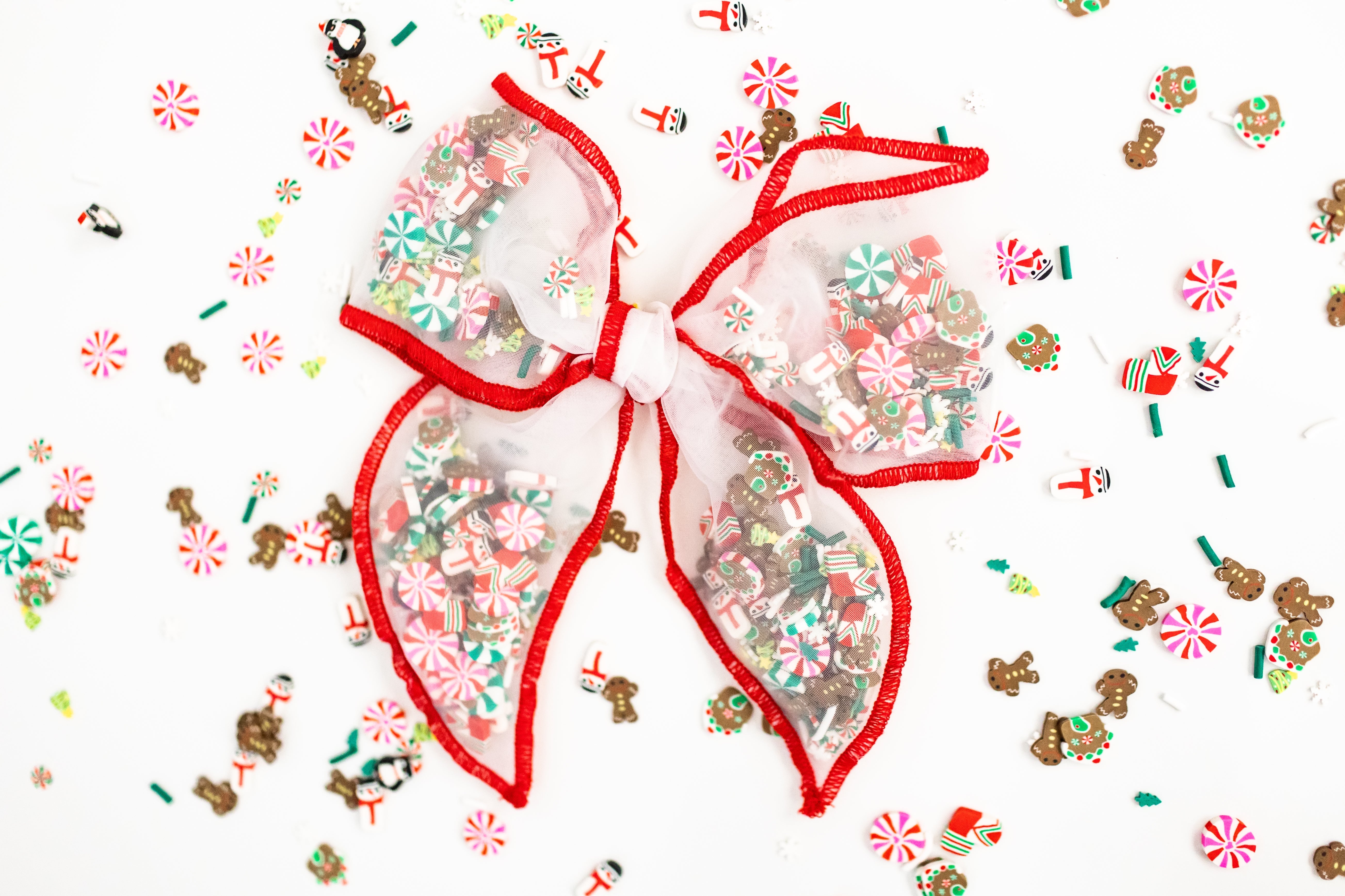 Mesh Shaker Bow - Whimsical Winter Wonderland