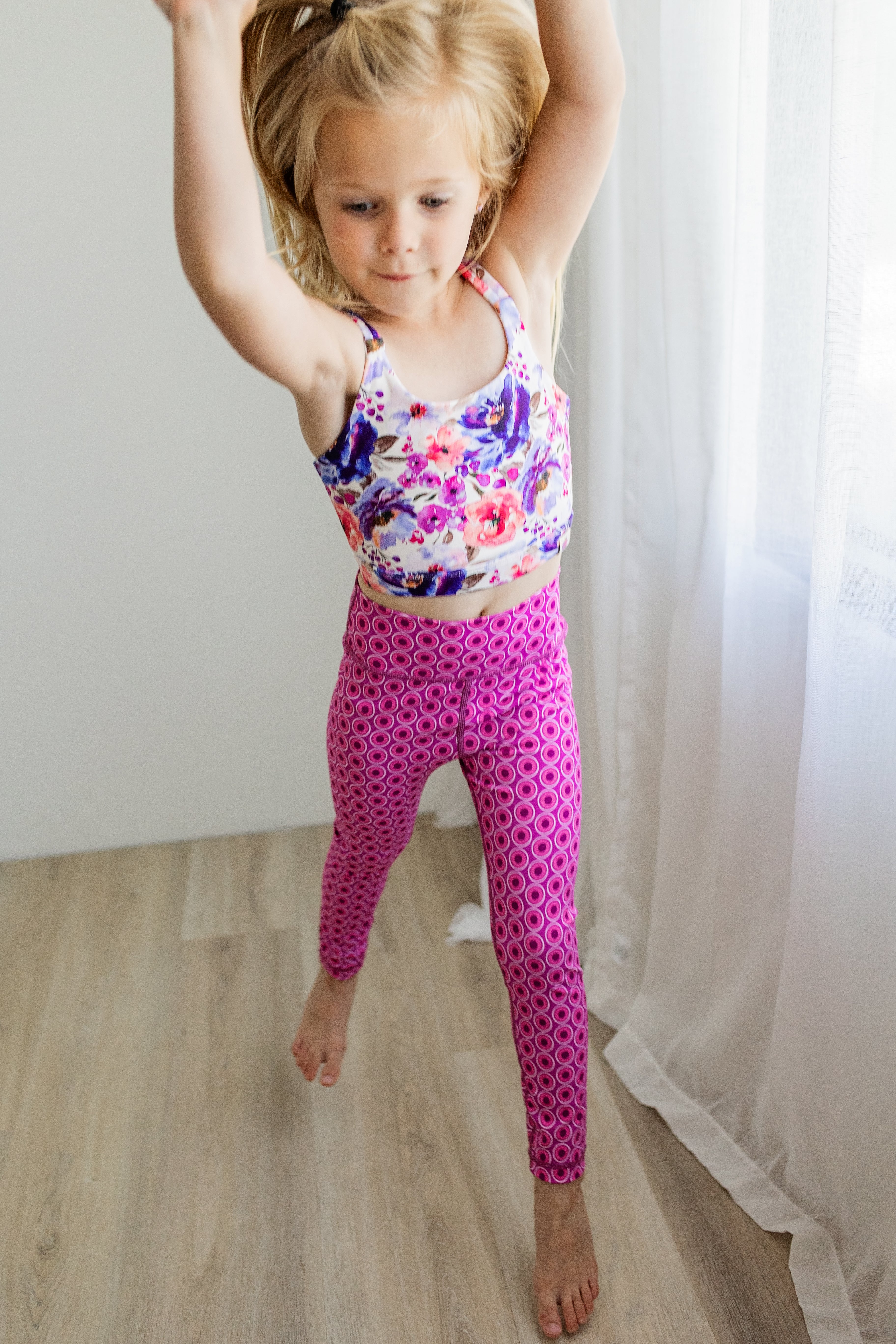 Active Leggings - Razzle Dazzle (Runs Small)