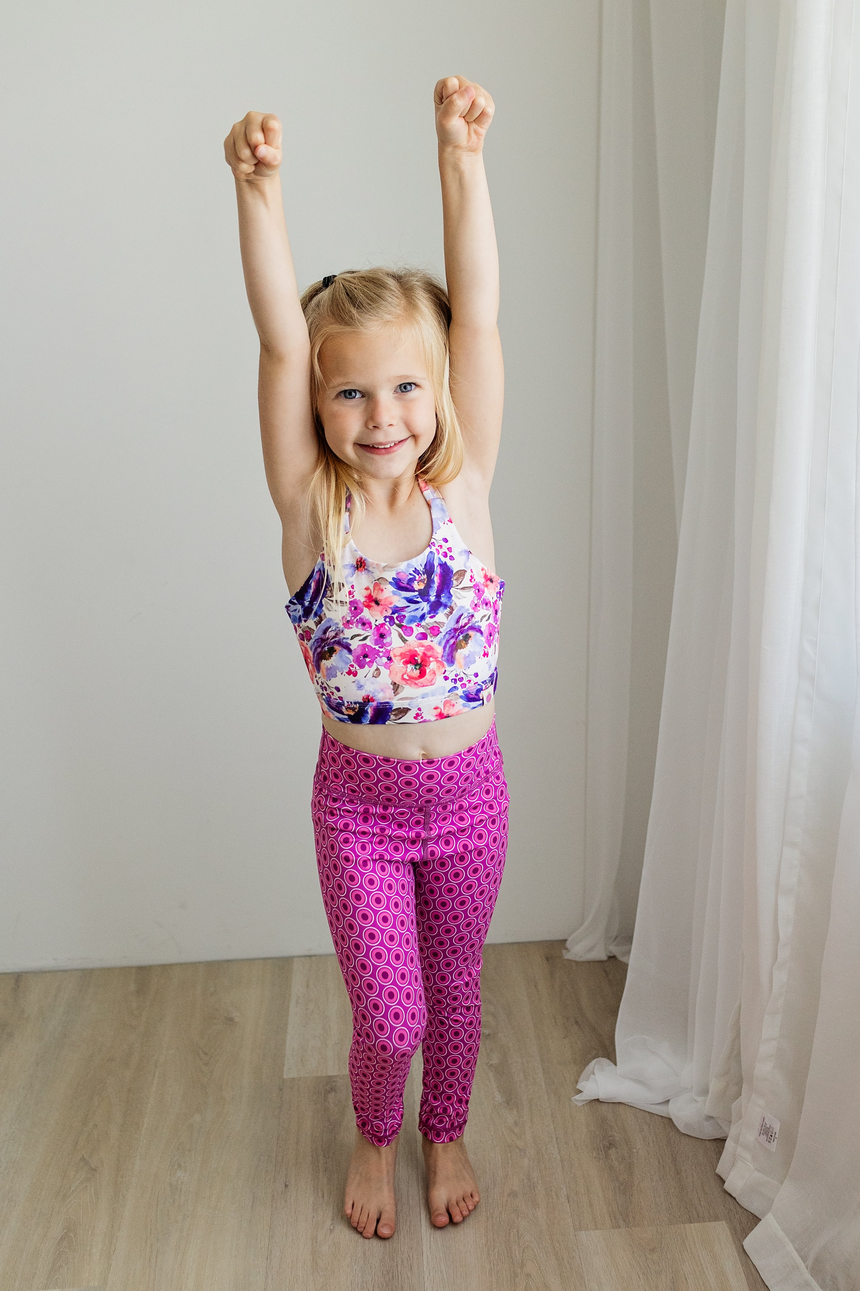 Active Leggings - Razzle Dazzle (Runs Small)