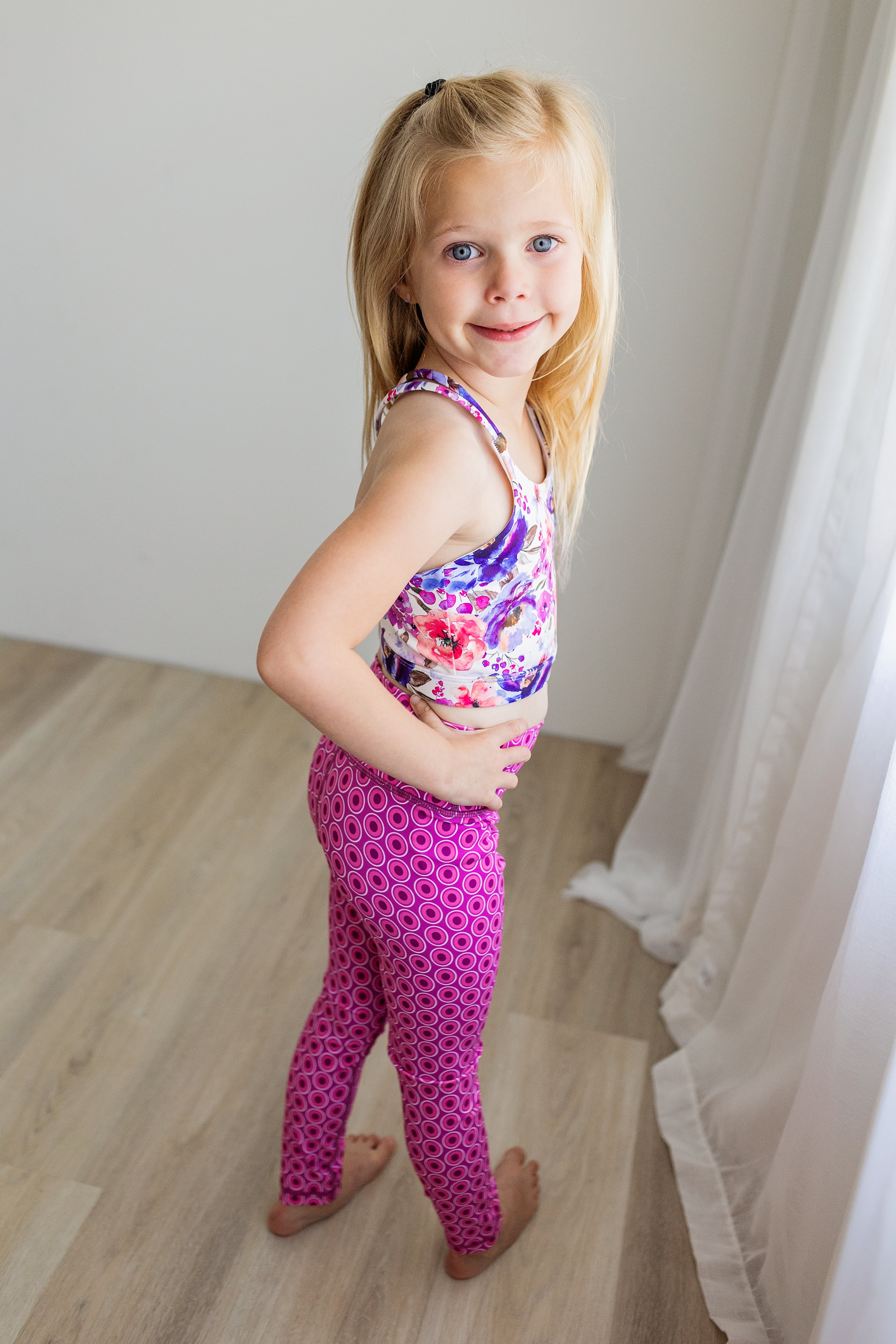 Active Leggings - Razzle Dazzle (Runs Small)