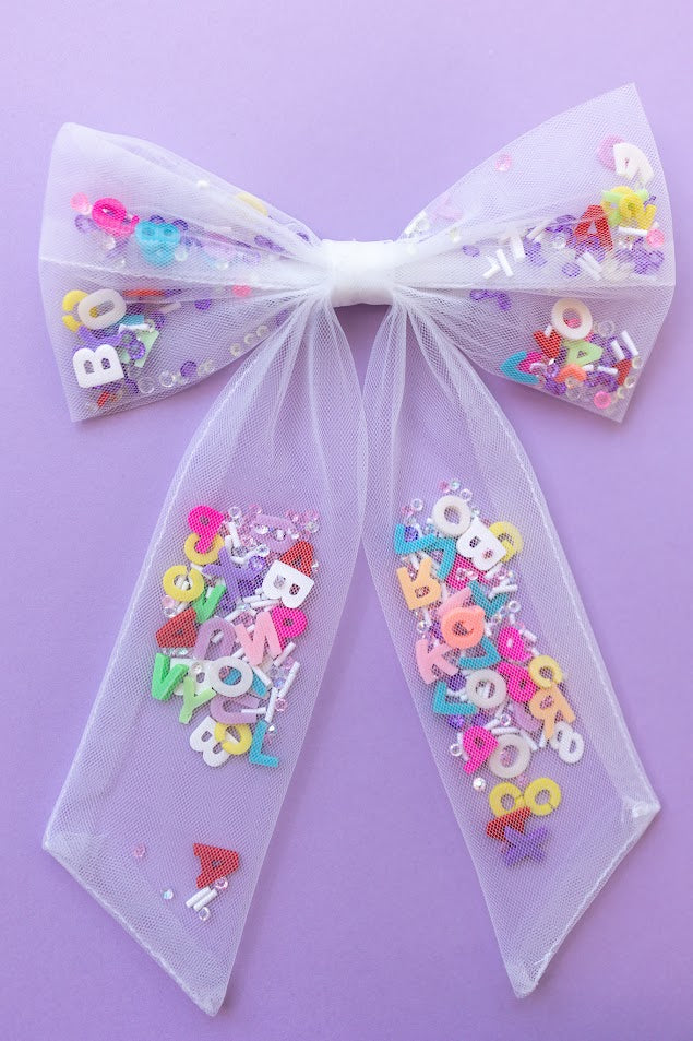 Mesh Shaker Bow - Campus Chic