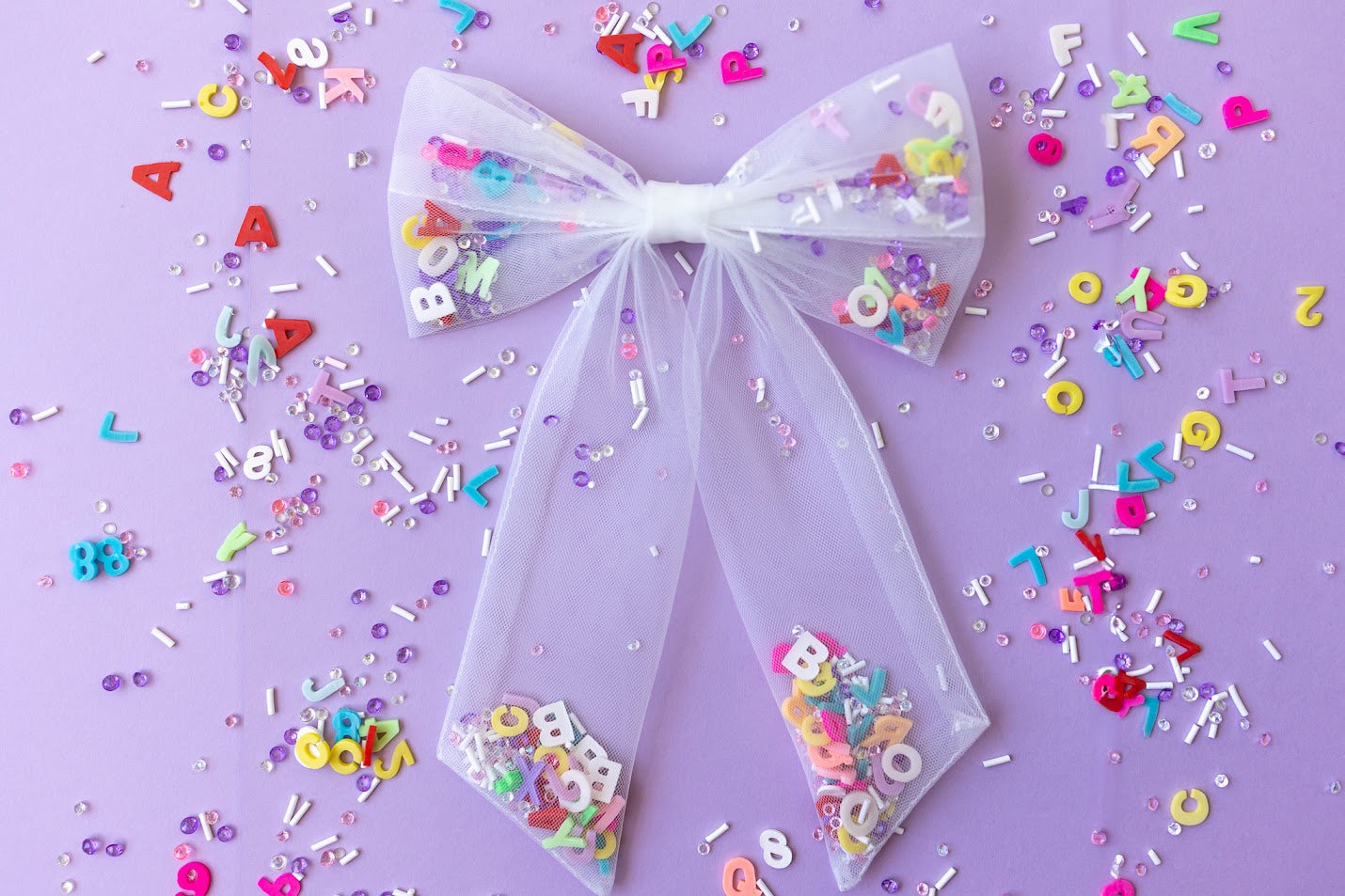 Mesh Shaker Bow - Campus Chic