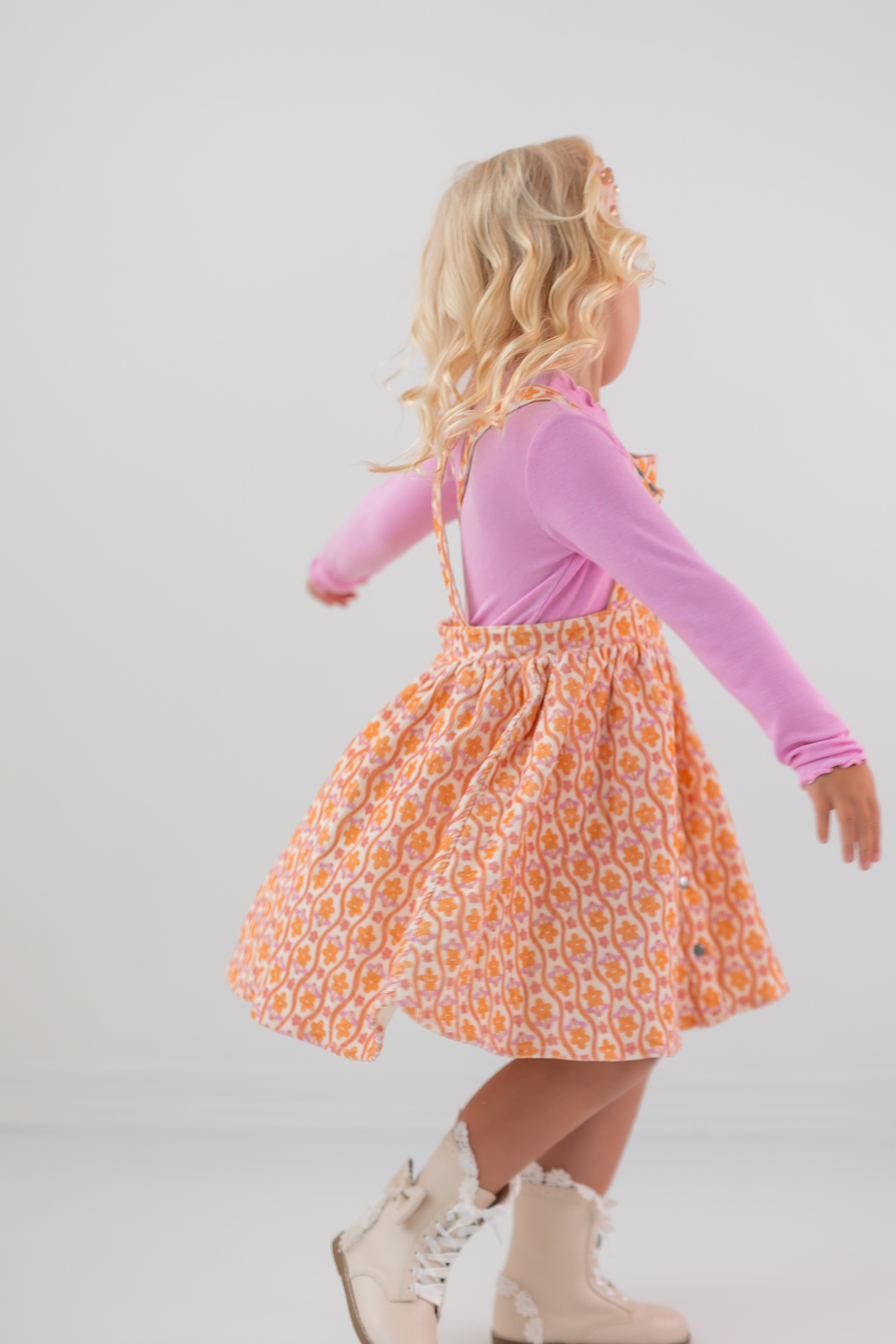 Scarlett Set-Floral Fable