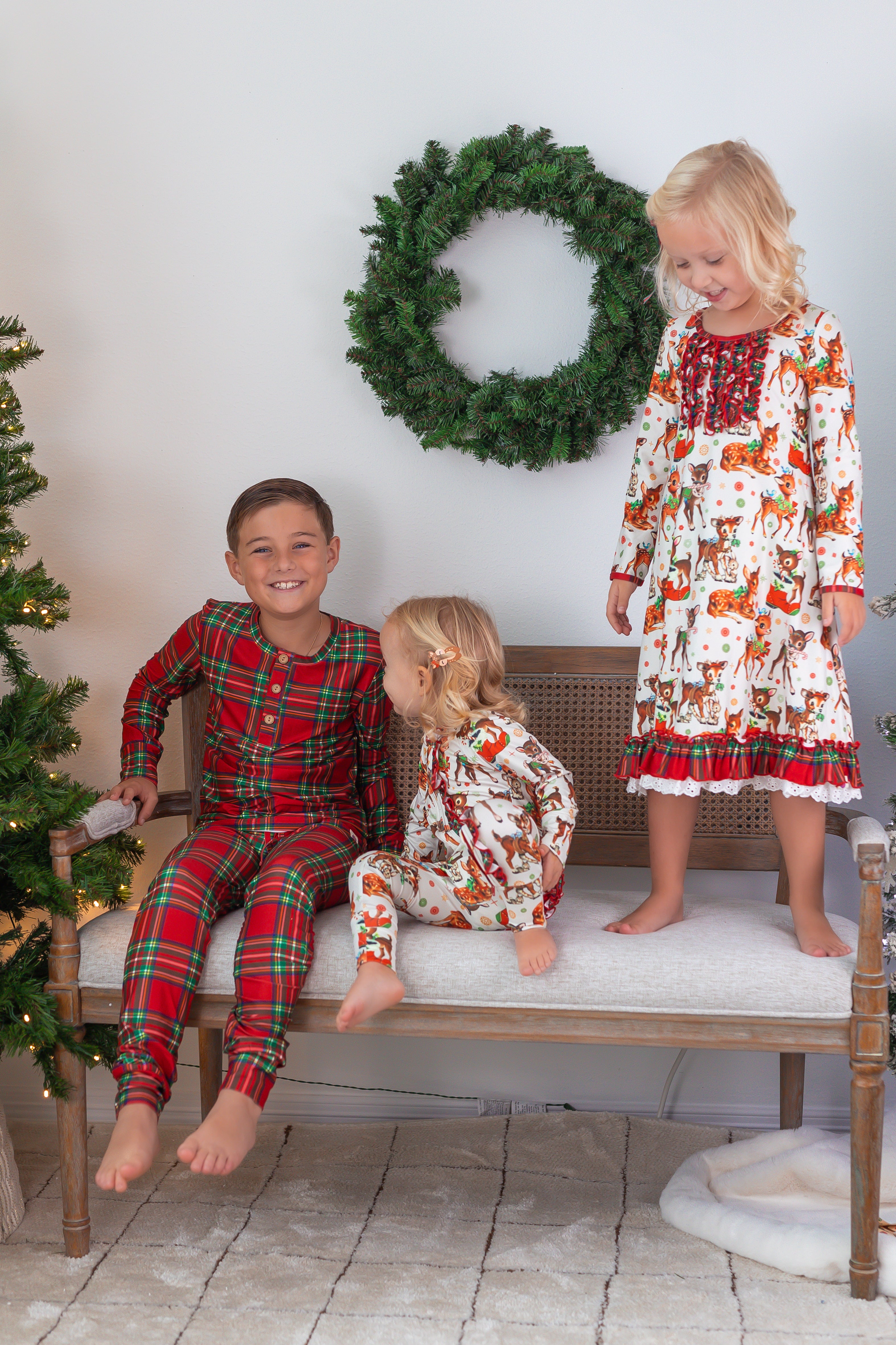Zipper Loungewear - Retro Reindeer Charm