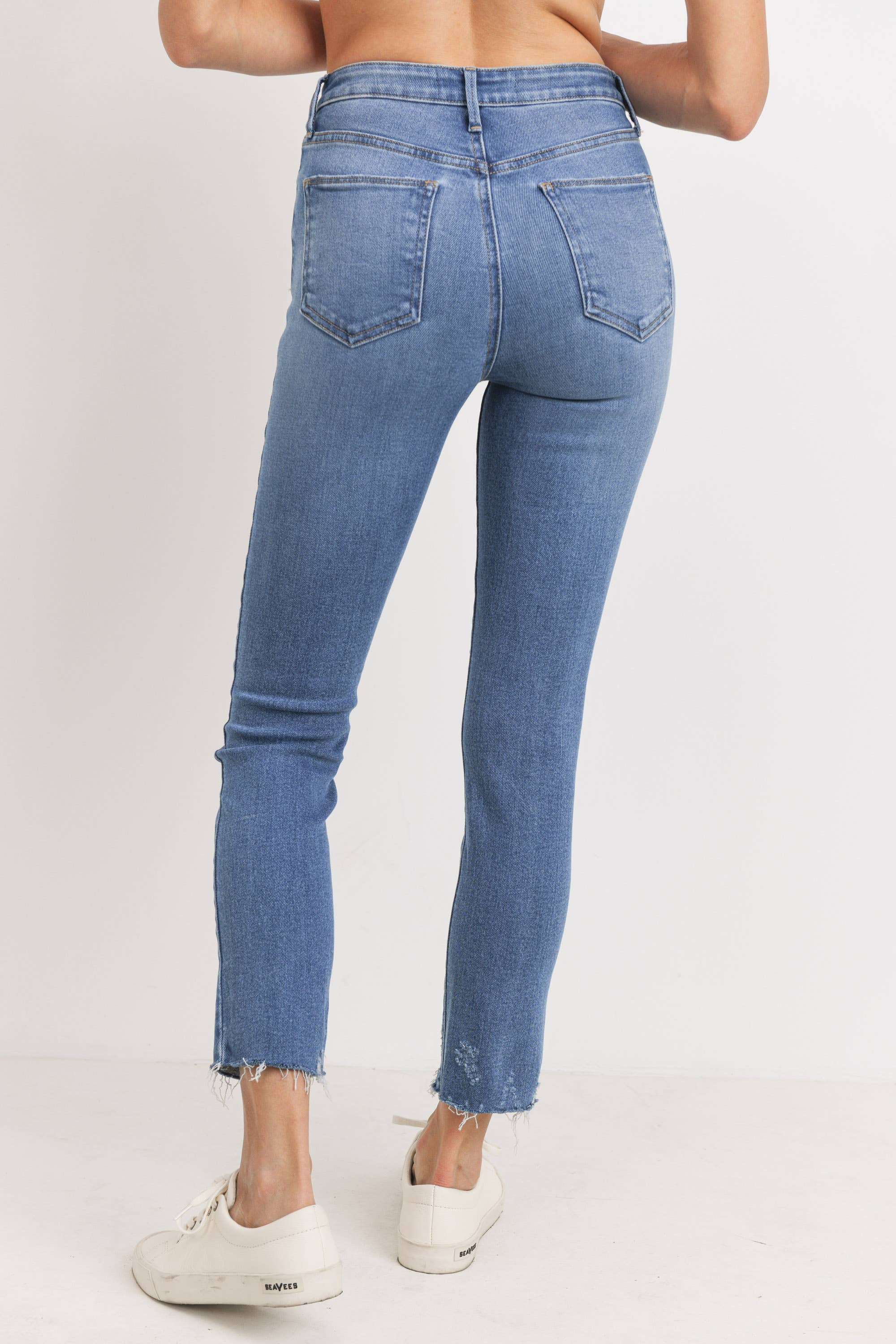 Hi Rise Slim Straight Jeans