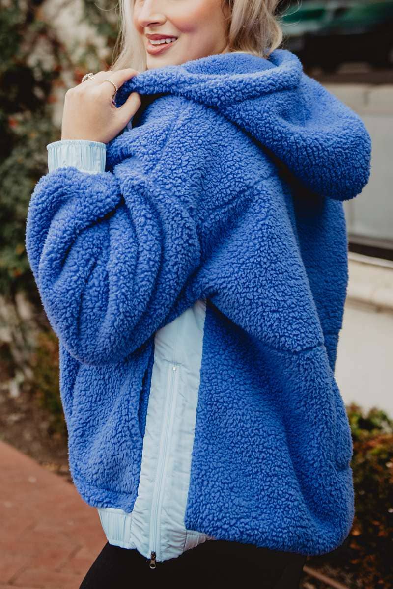 Blue Two-Toned Sherpa Fleece Wholesale Pullover: Blue / S