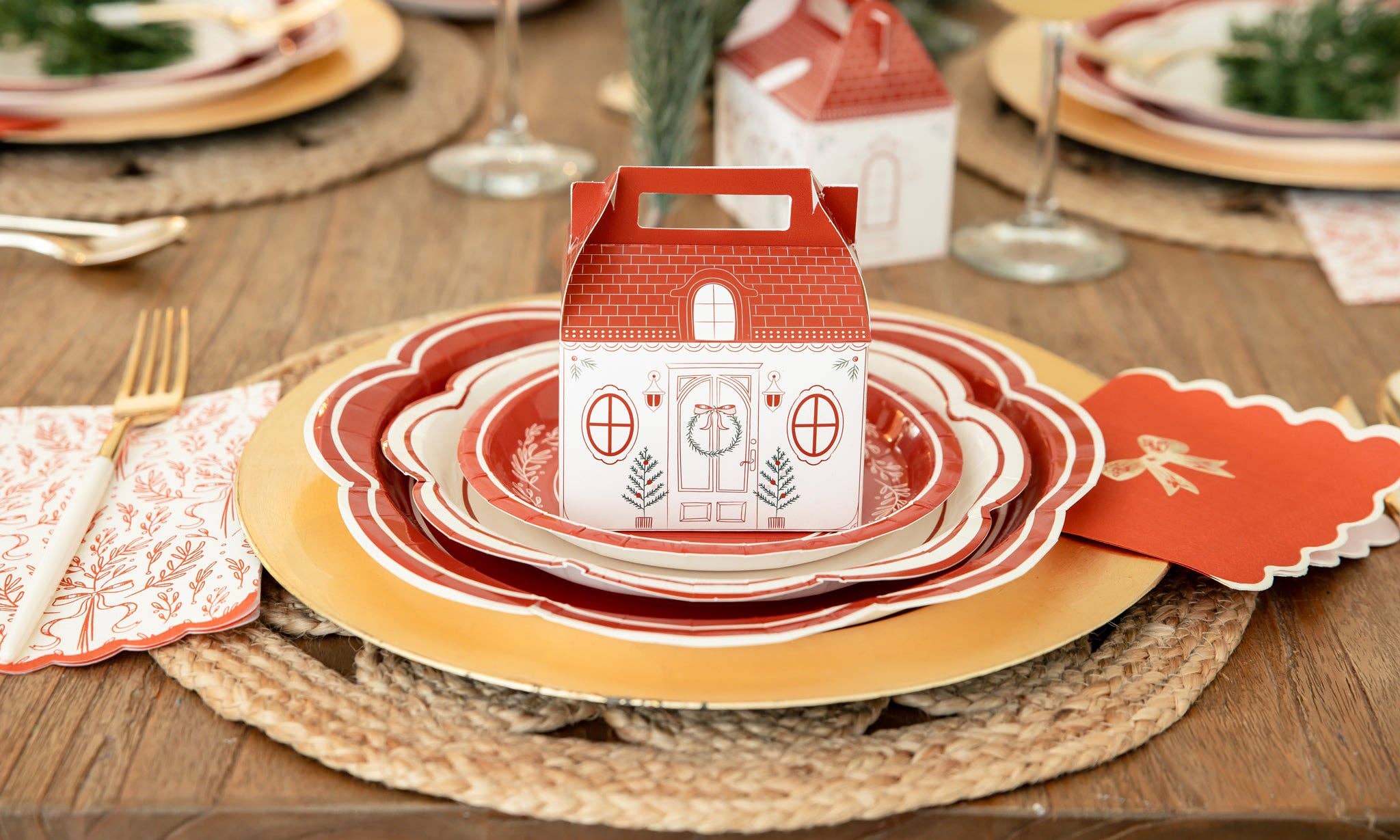 Red/Gold Bow Cocktail Napkin 18 PK