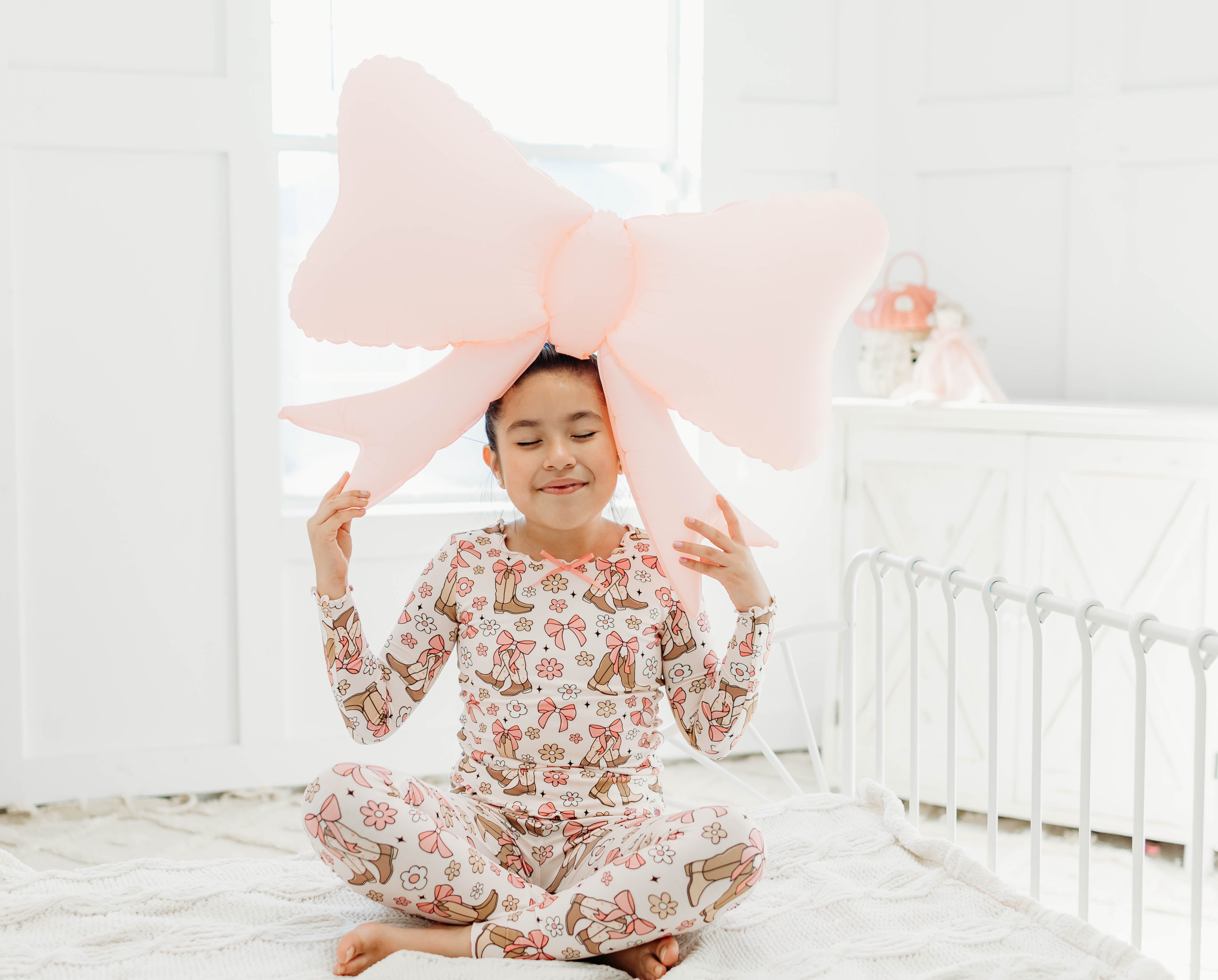 Loungewear Set - Boots & Blossoms