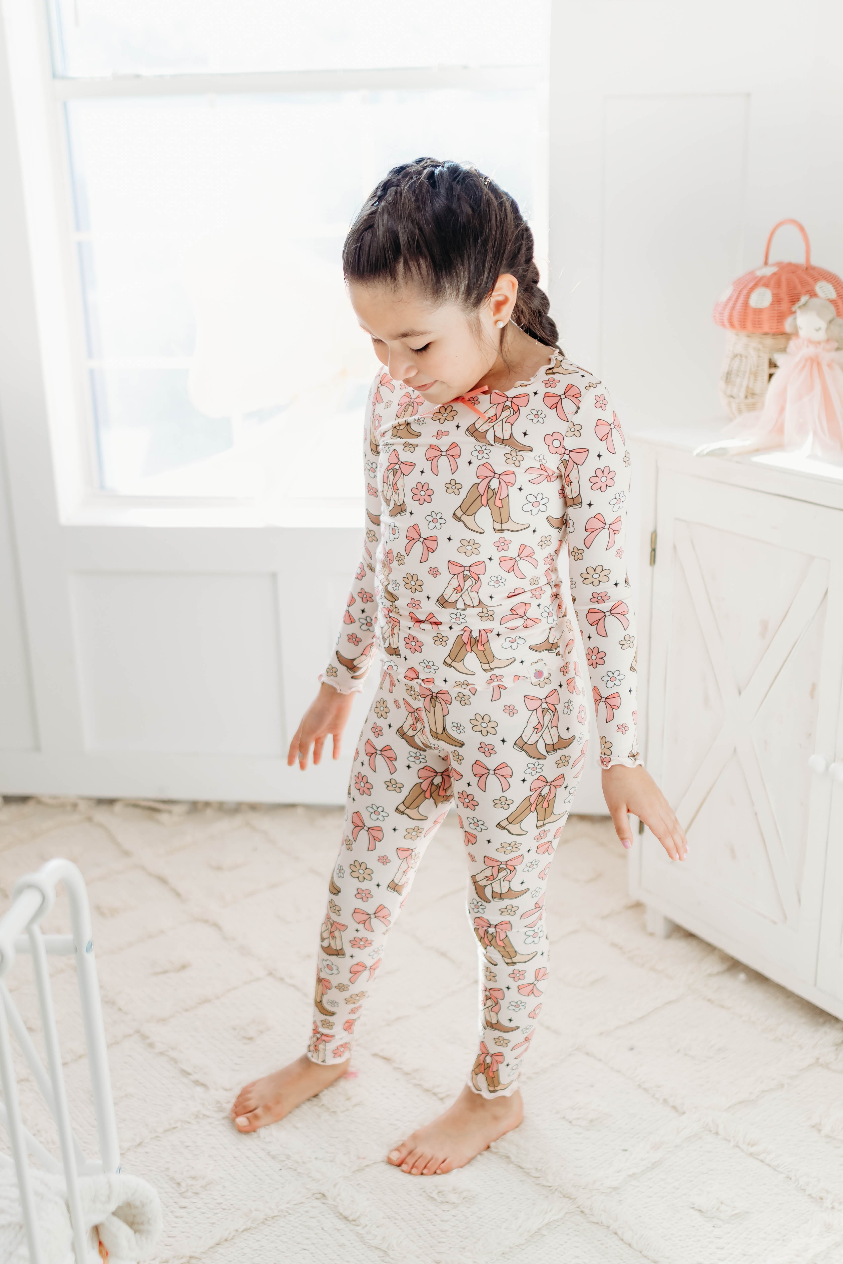 Loungewear Set - Boots & Blossoms