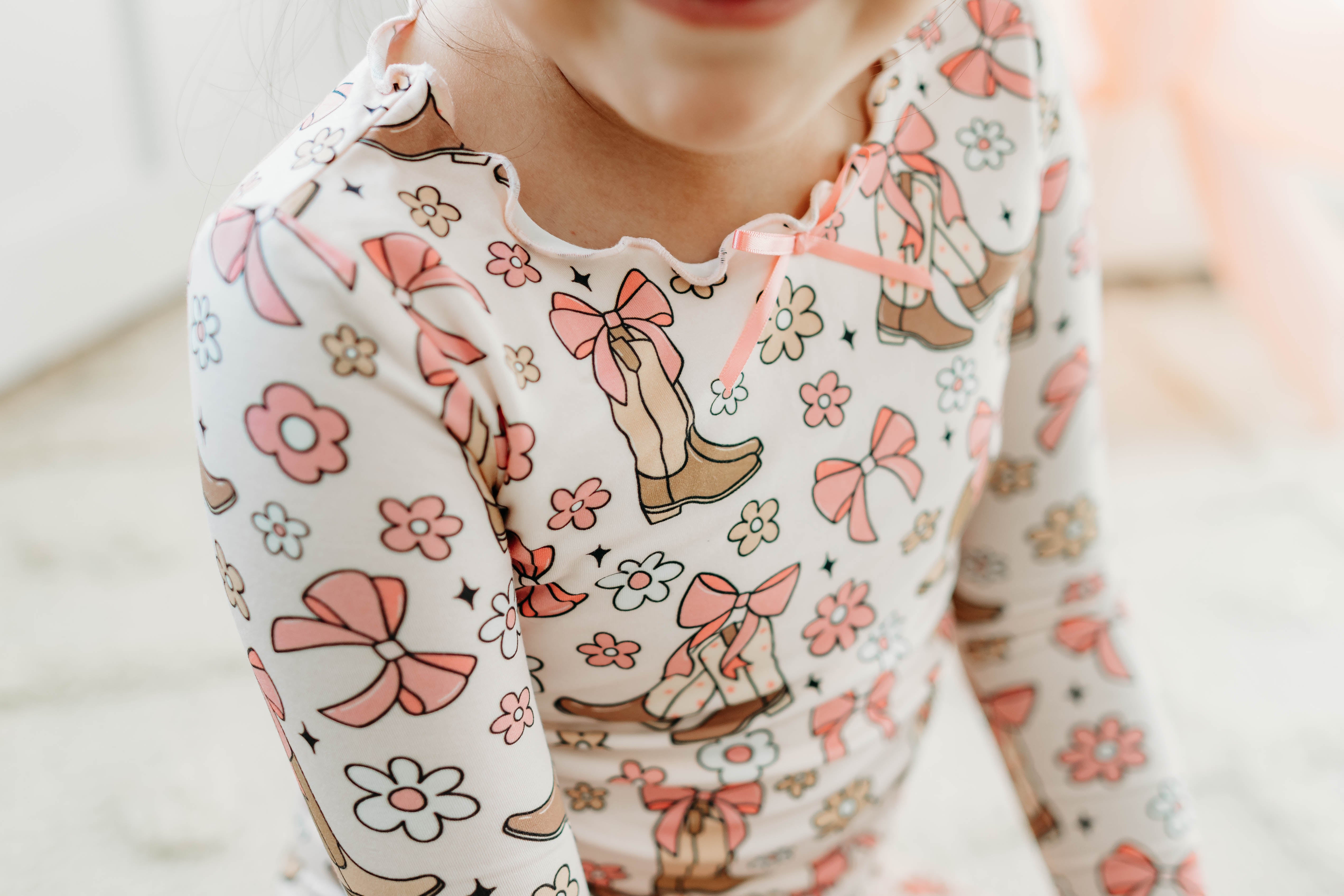 Loungewear Set - Boots & Blossoms