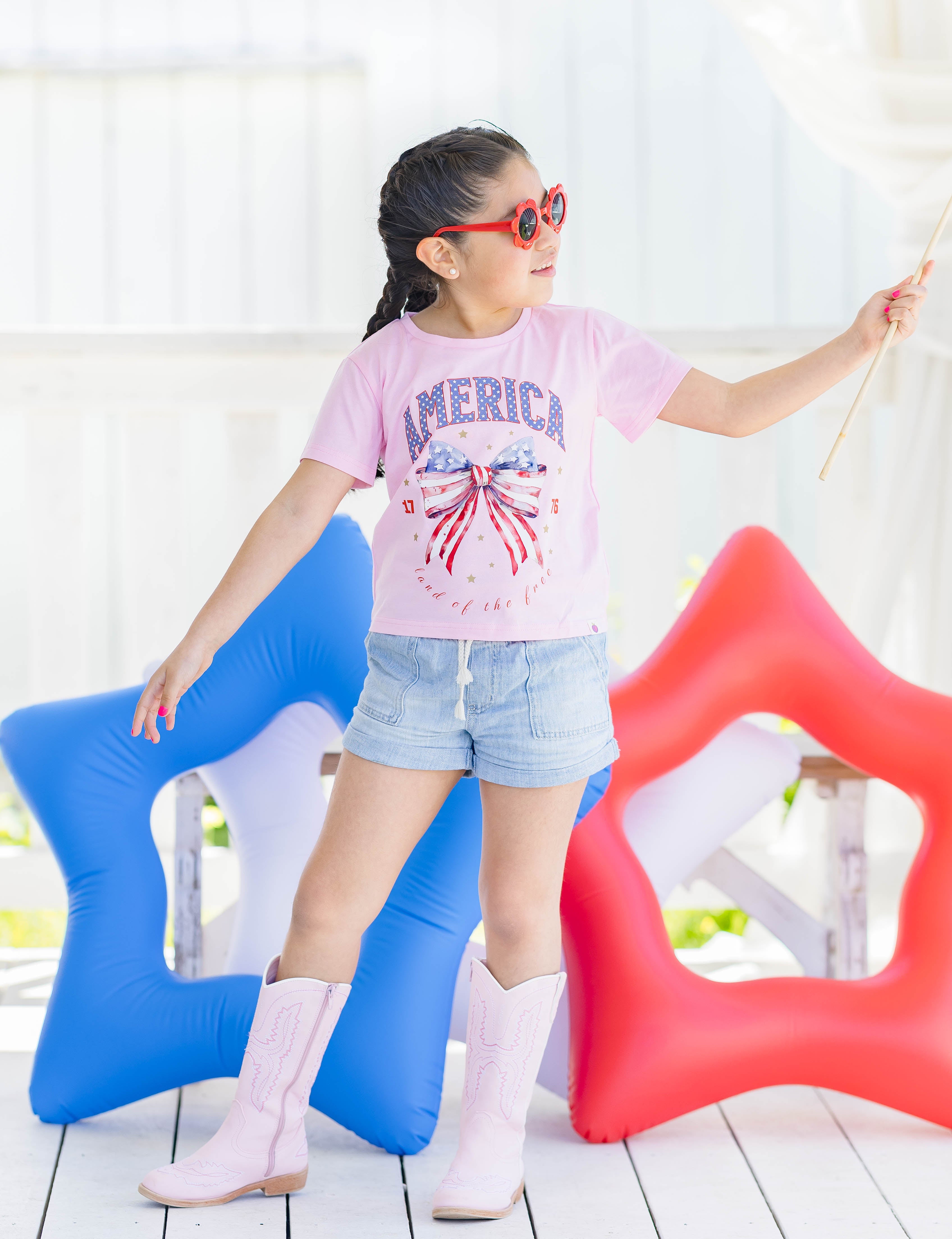 Graphic Tee - Pretty in 1776