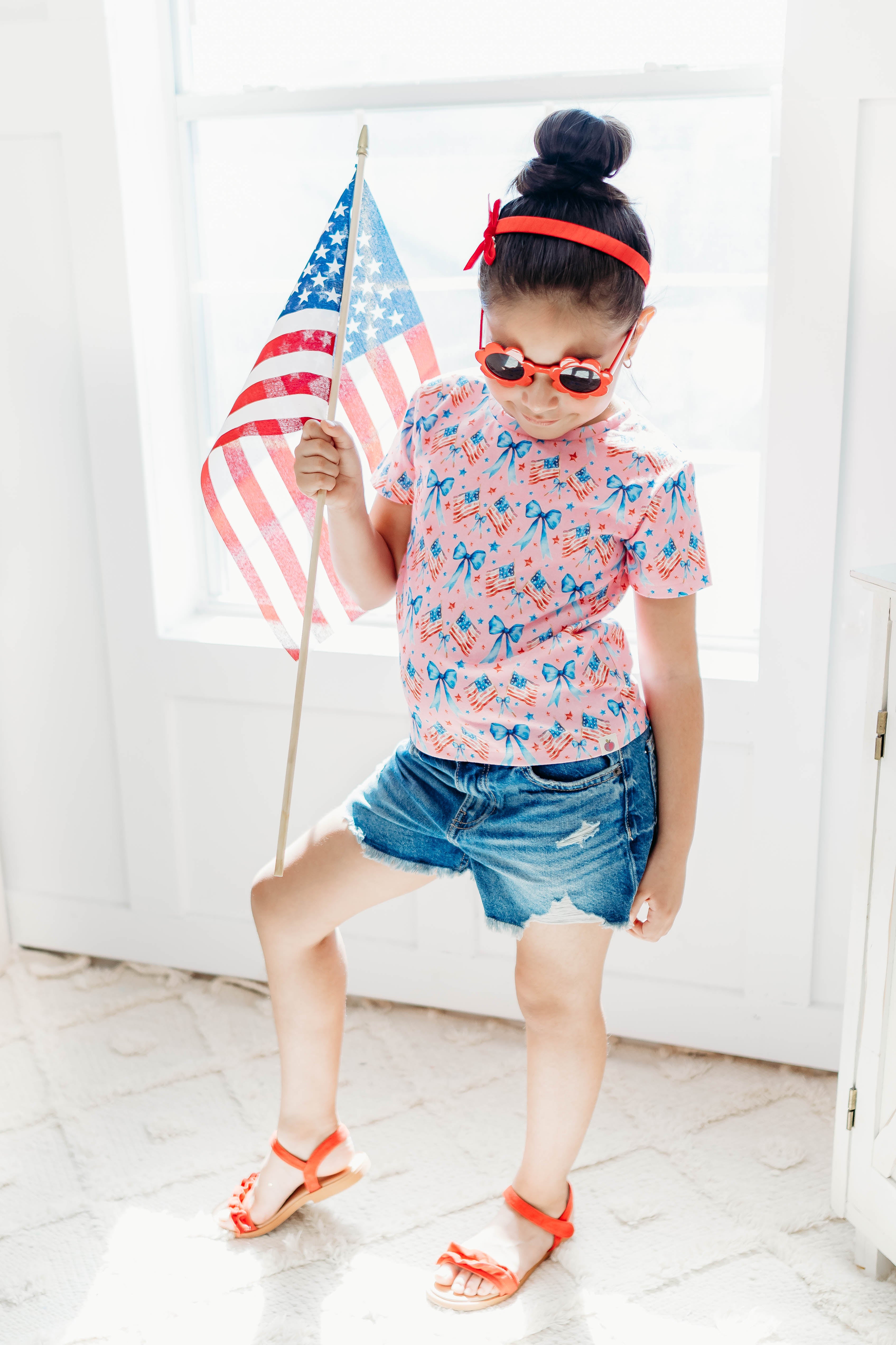 Graphic Tee - Rosy Revolution