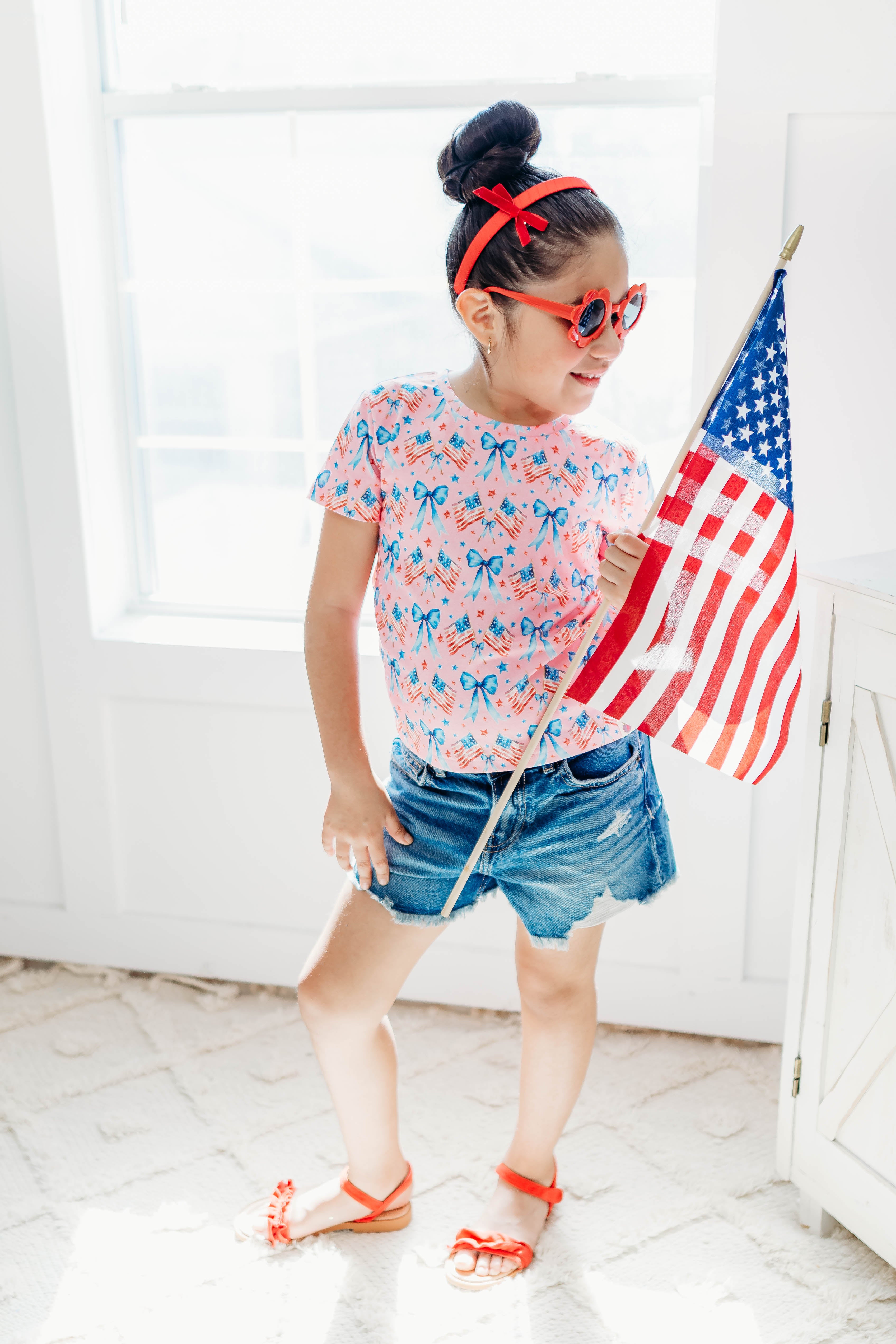 Graphic Tee - Rosy Revolution