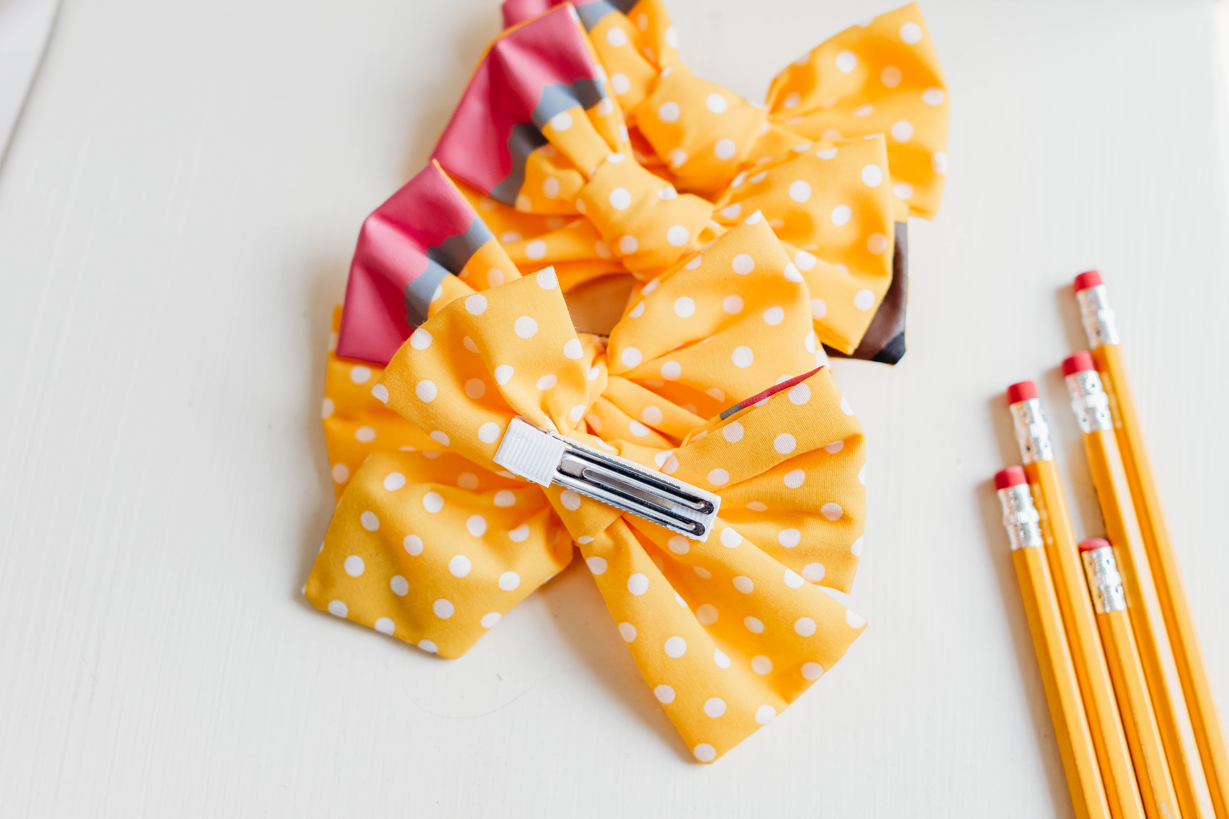 Sweet Scribble Hair Bow