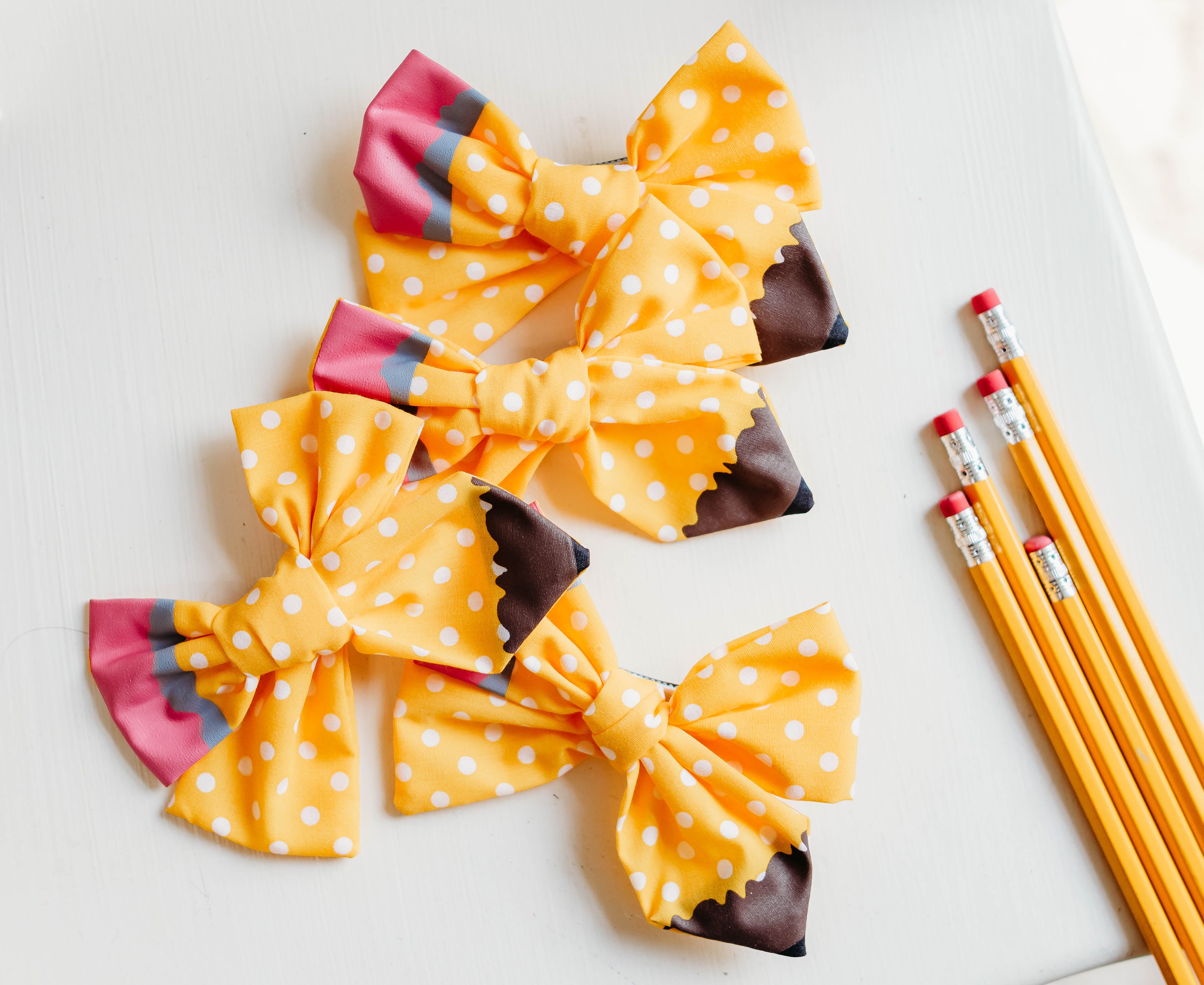 Sweet Scribble Hair Bow