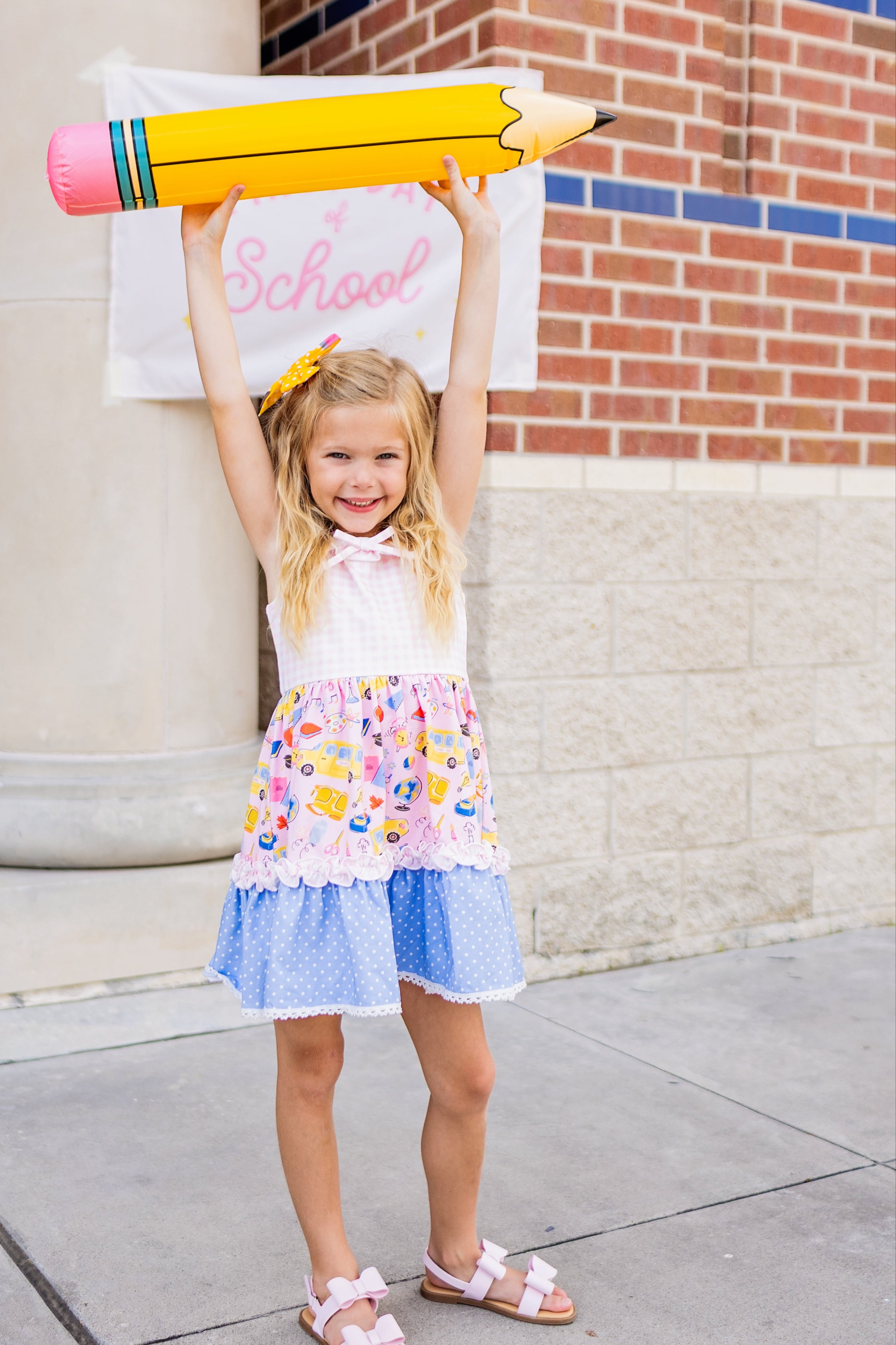 Annistyn Knit Dress - Bubblegum Academy