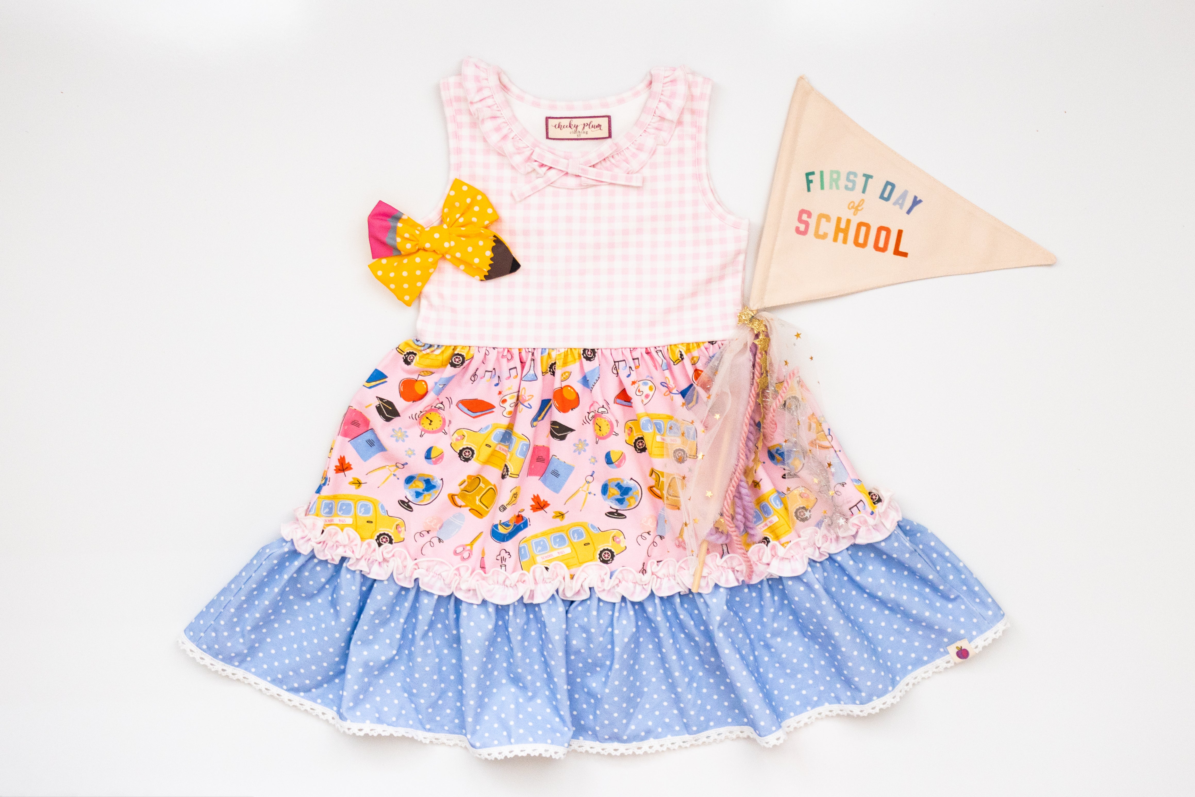 Annistyn Knit Dress - Bubblegum Academy