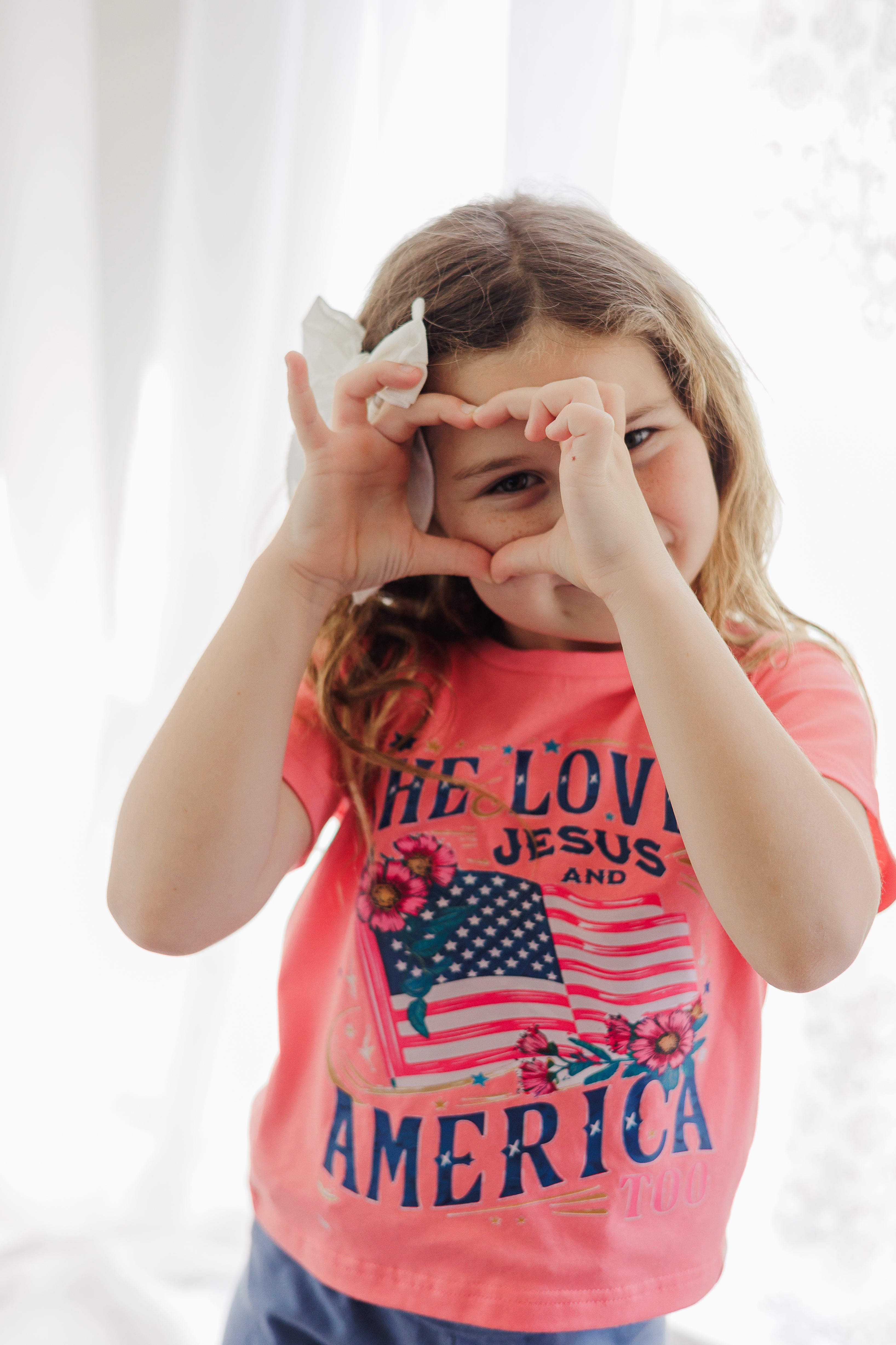 Graphic Tee - Loves Jesus