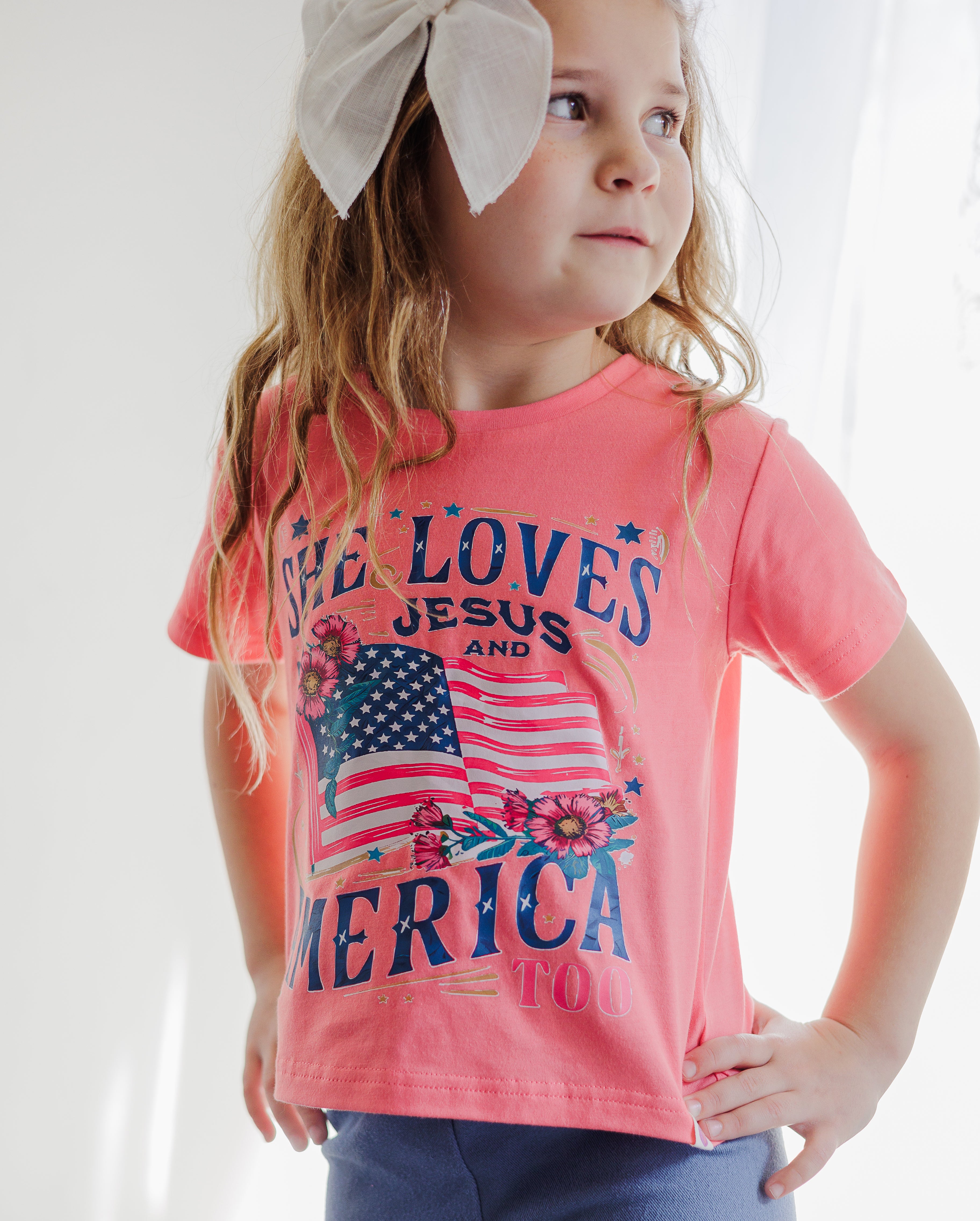 Graphic Tee - Loves Jesus