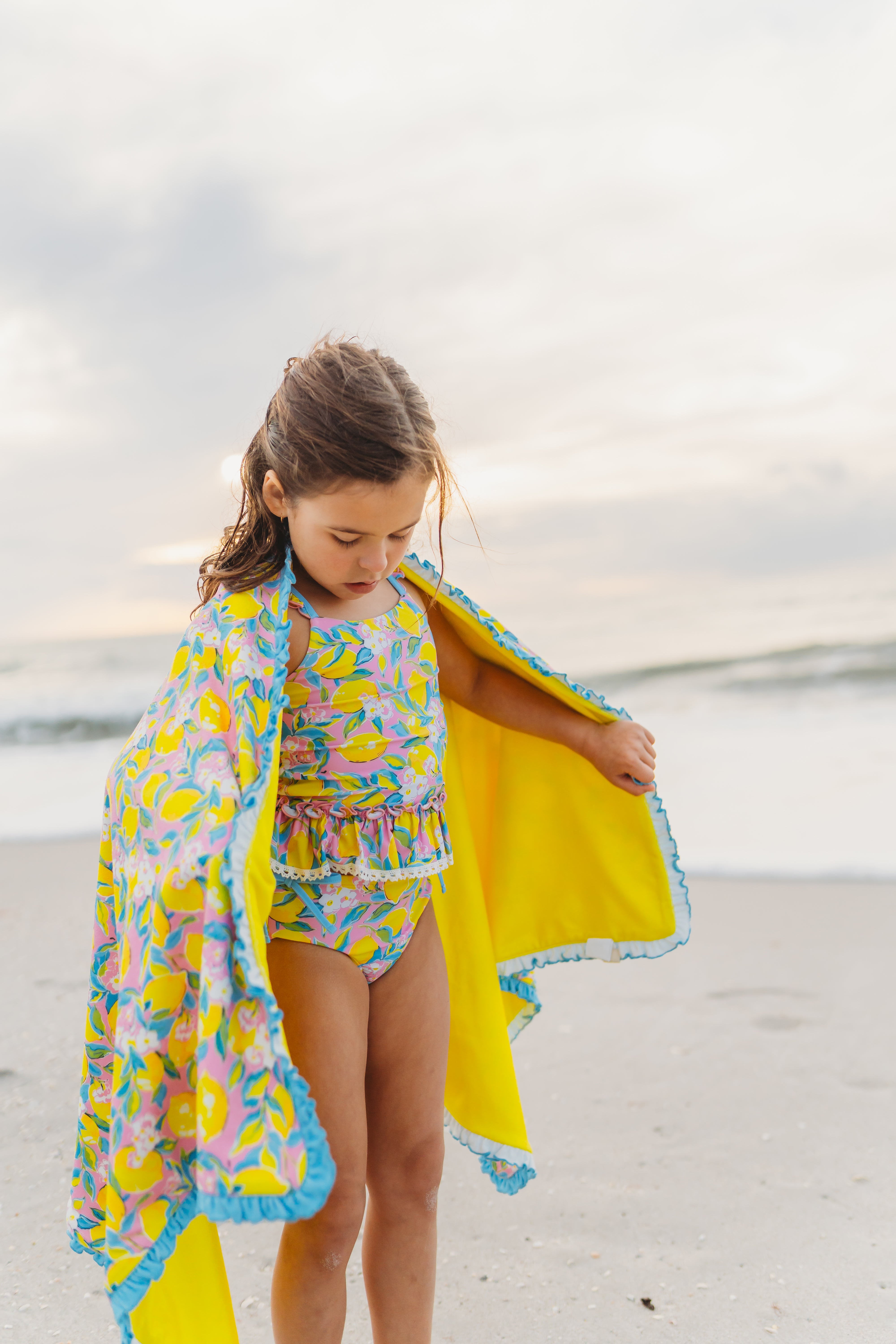 Premium Ruffle Swim Towel - Lemon Twist