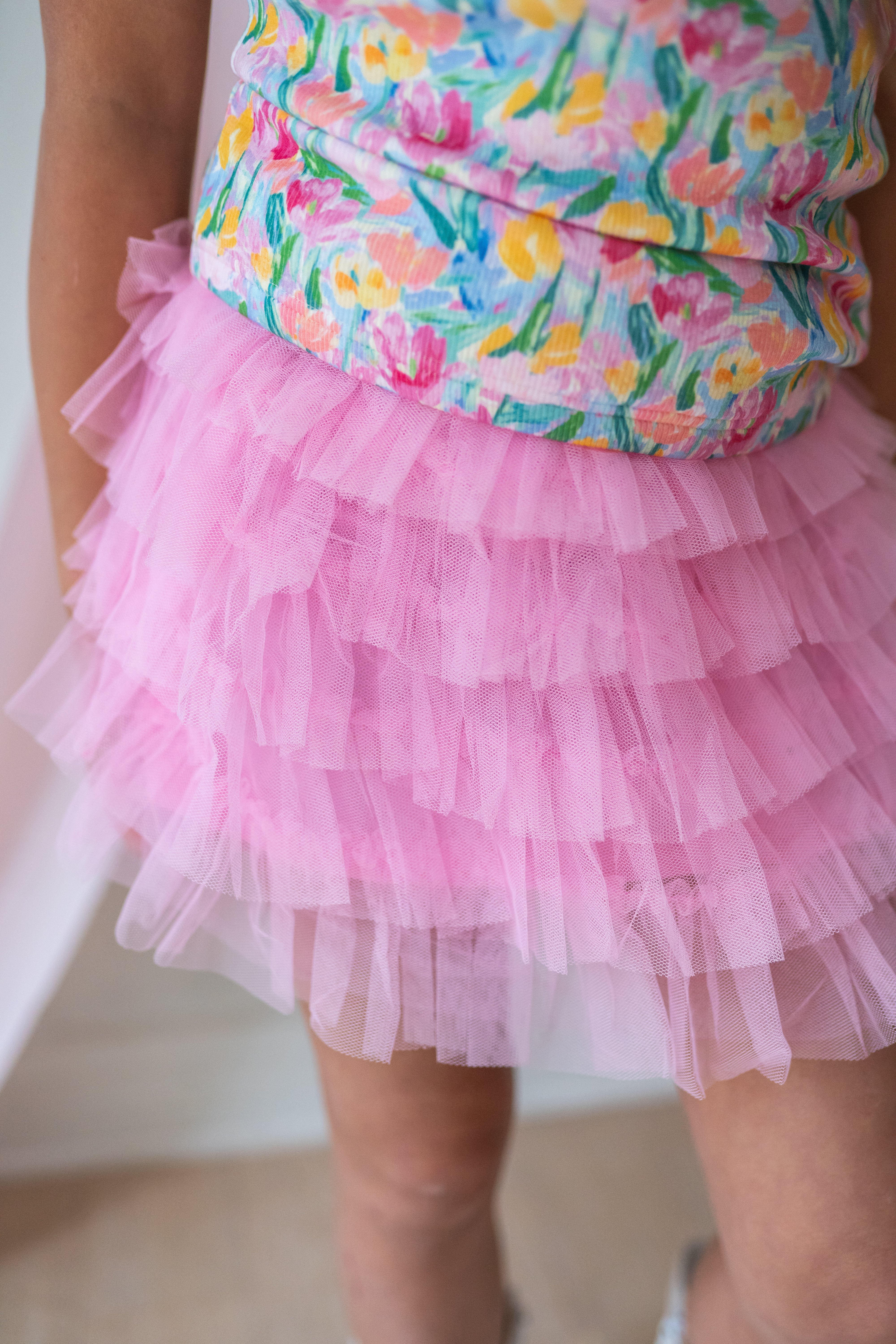 Ribbed Ruffle Top - Tulip Twirl