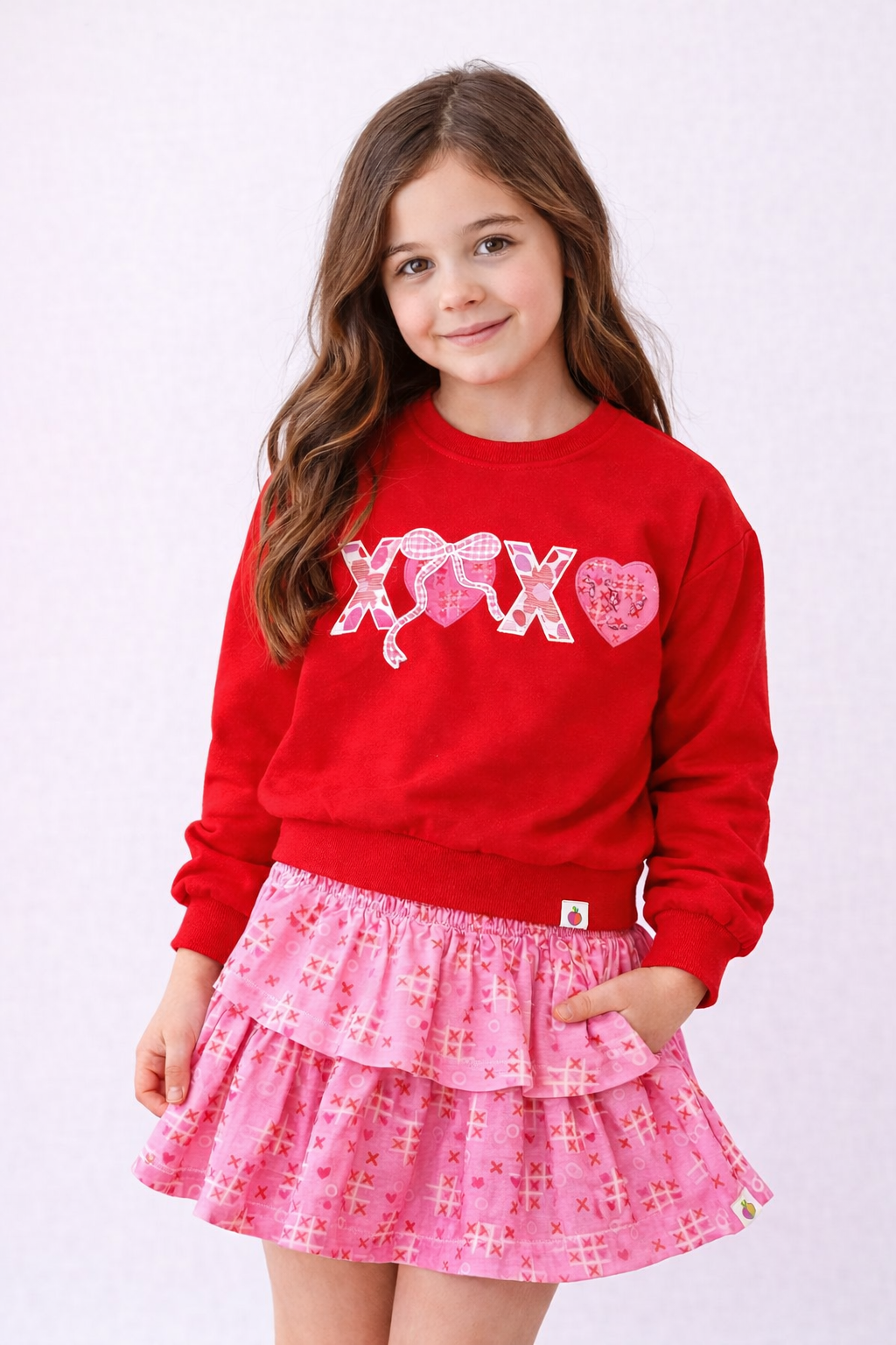 Model is wearing a 7Y