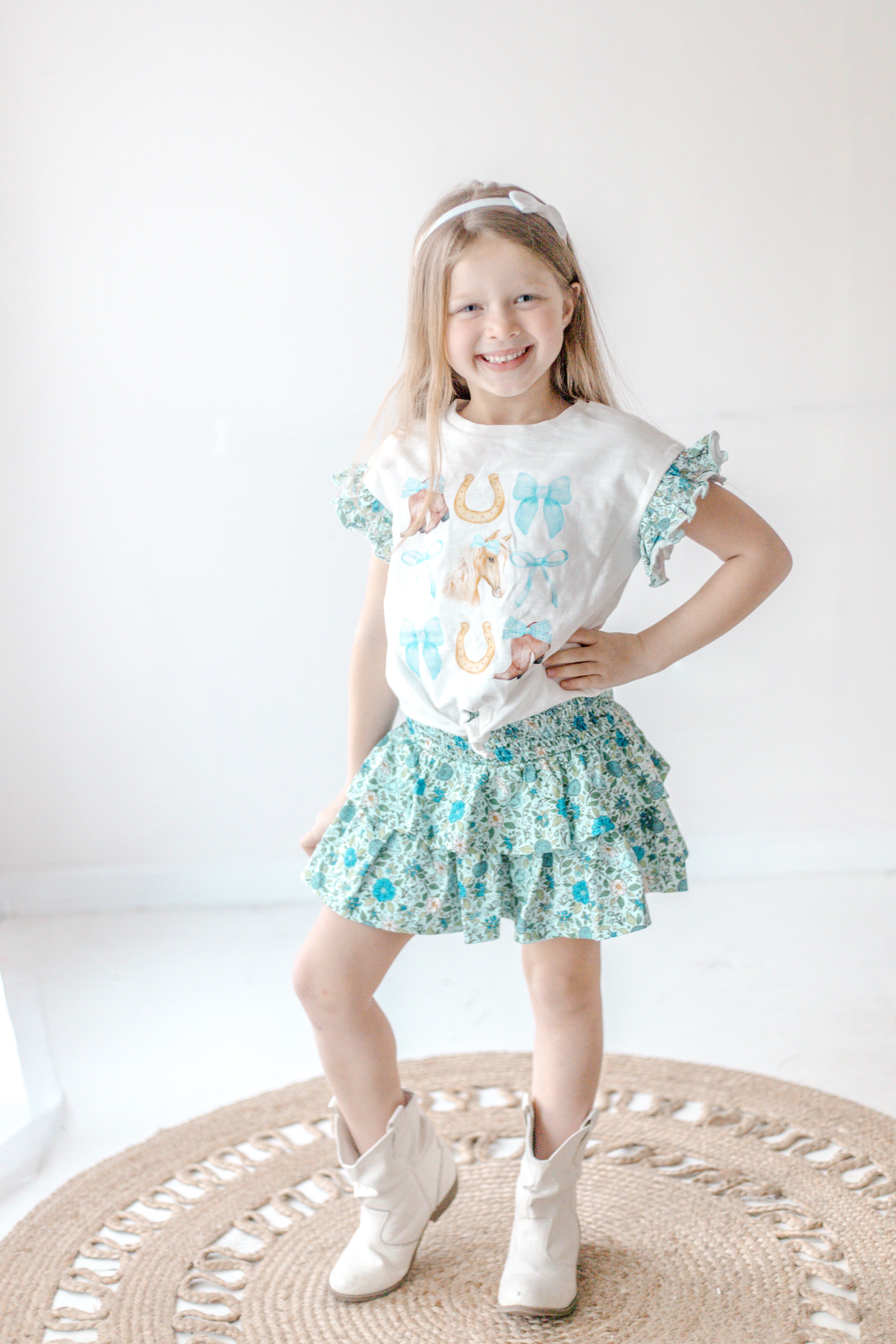 Tie Graphic Tee - Sassy Saddle