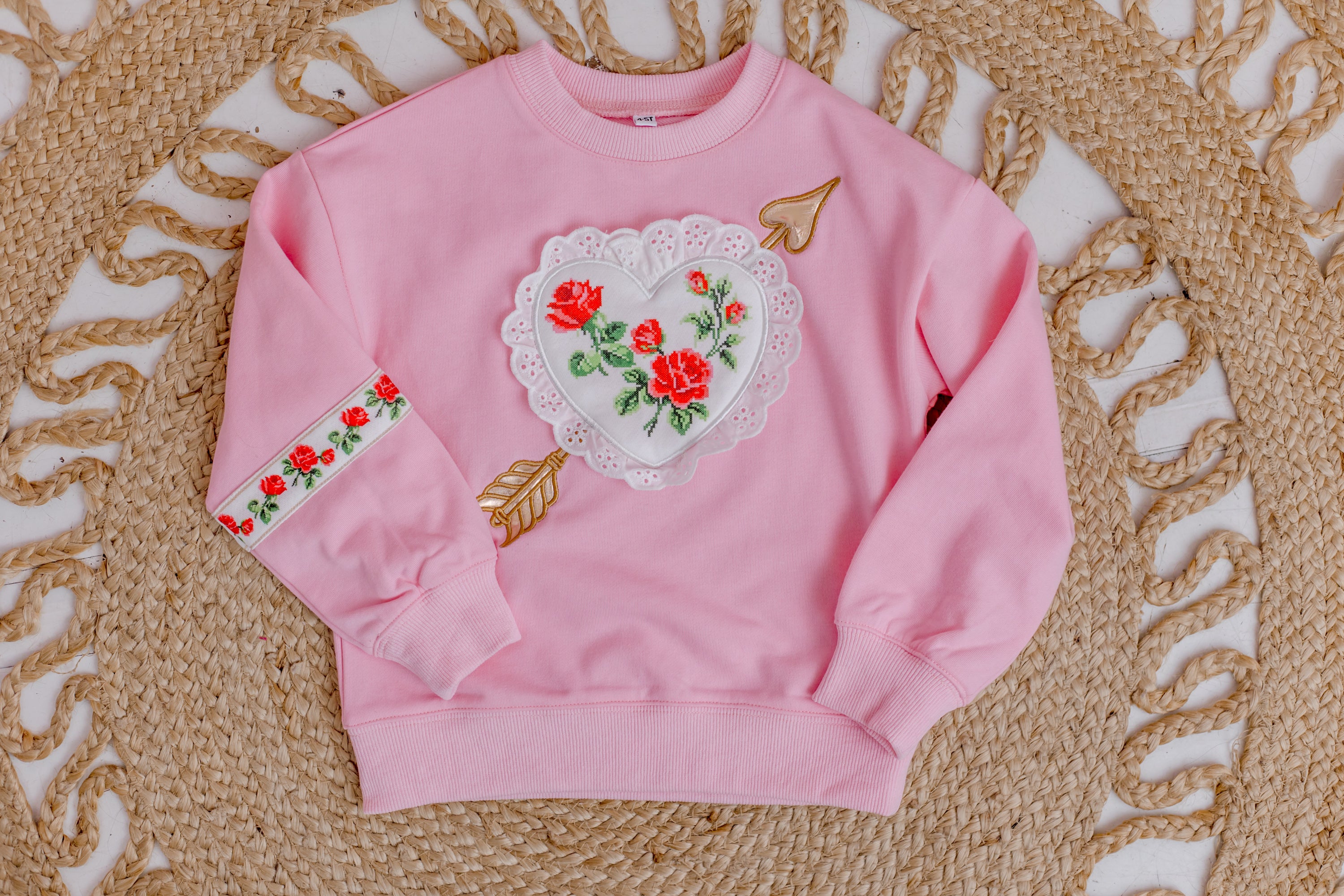 Sweater - Love Struck