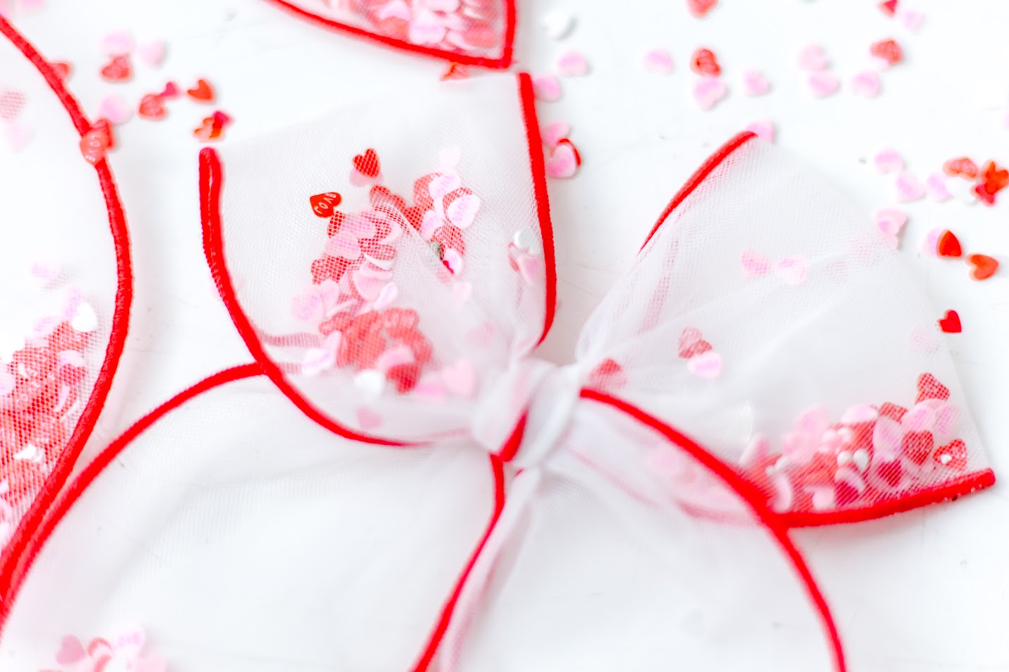 Mesh Shaker Bow - Love Knot - Large