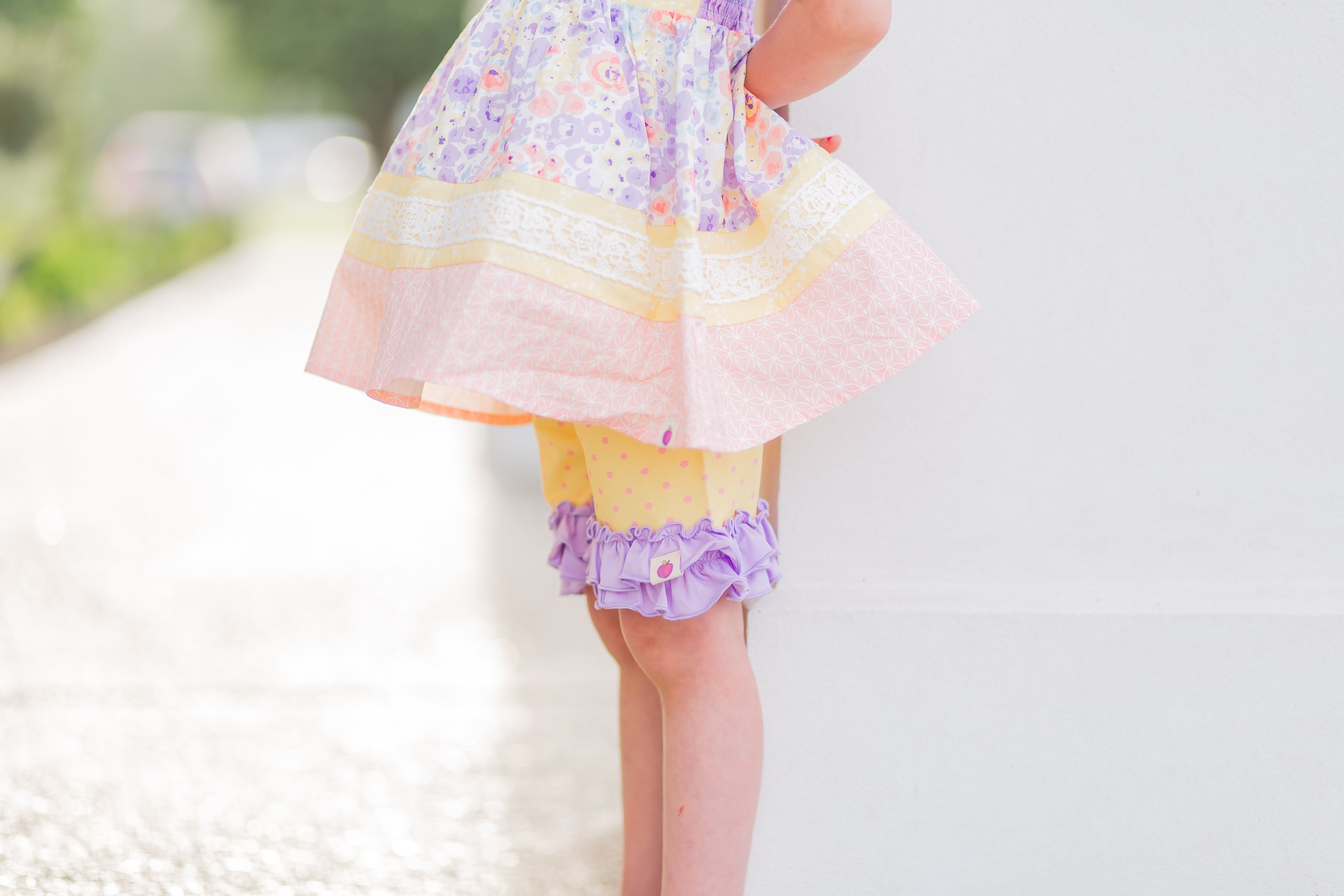 Ruffle Shorts - Whispering Garden