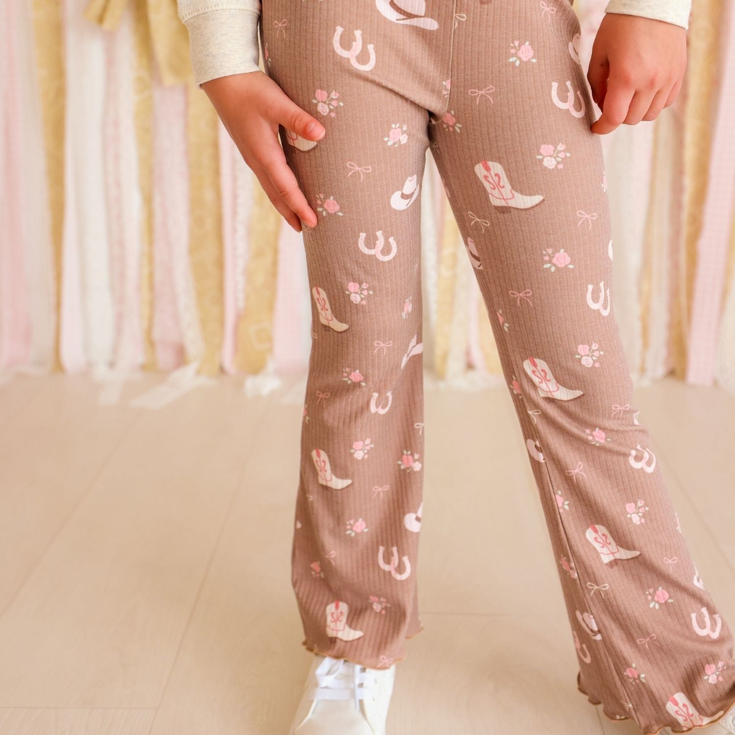 Sweet Wink Flare Legging - Howdy Darling