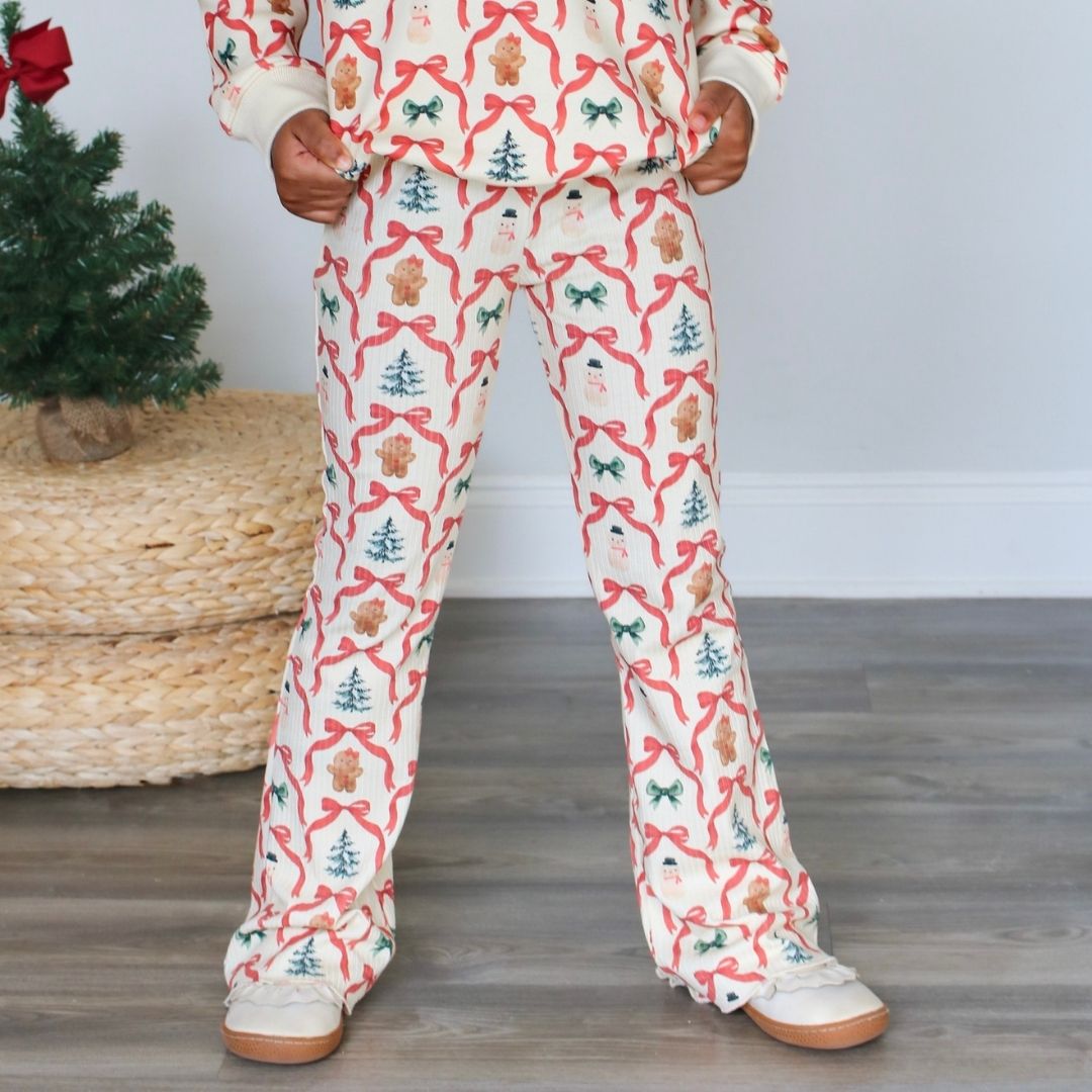 Sweet Wink Sweatshirt - Christmas Cutie