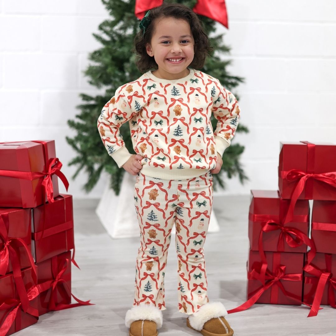 Sweet Wink Flare Legging - Christmas Cutie