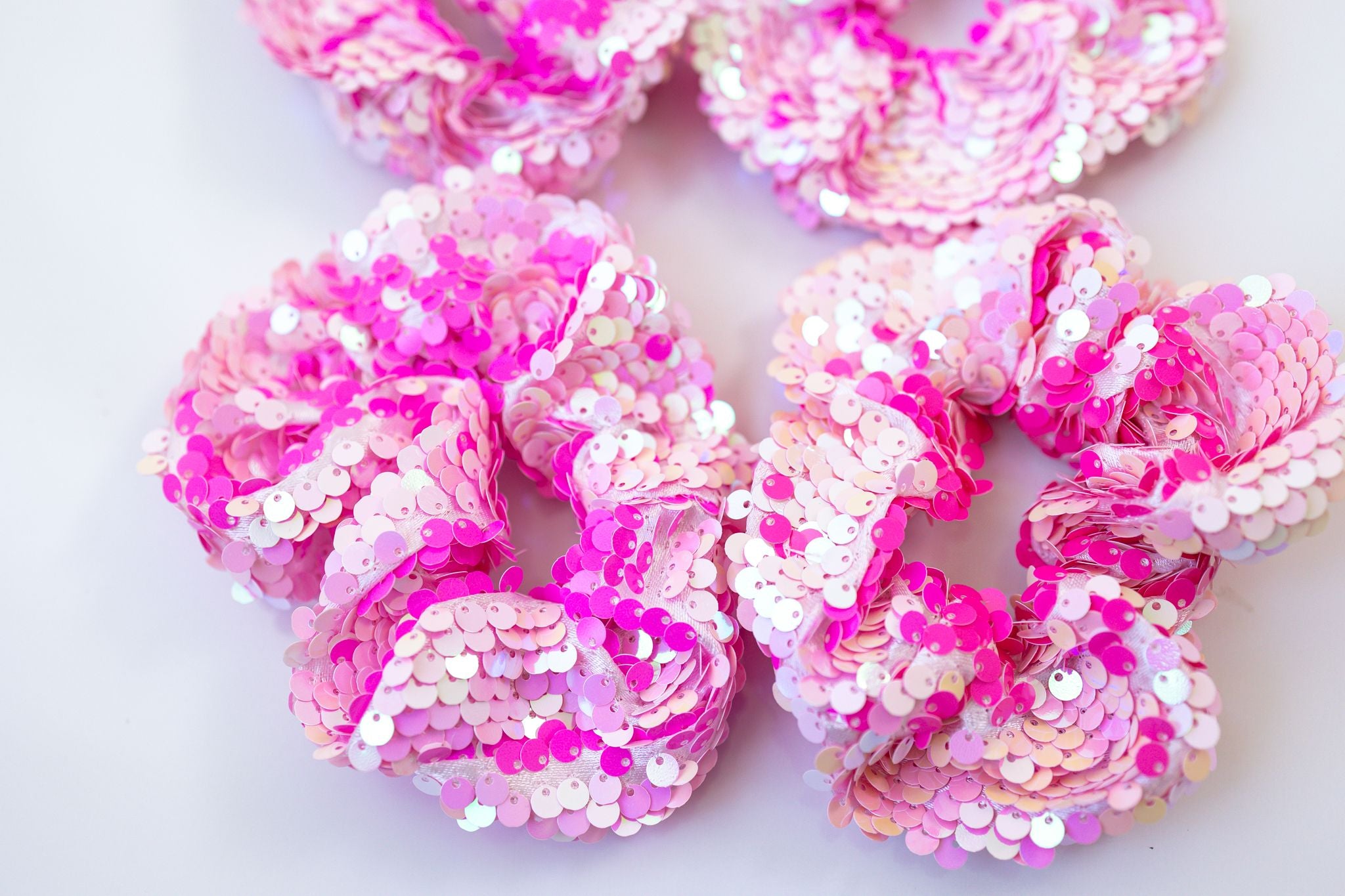 Iridescent Sequin Scrunchie - Light Pink