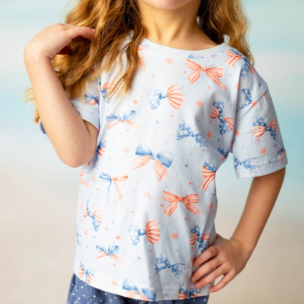 Graphic Tee - Red White & Bow