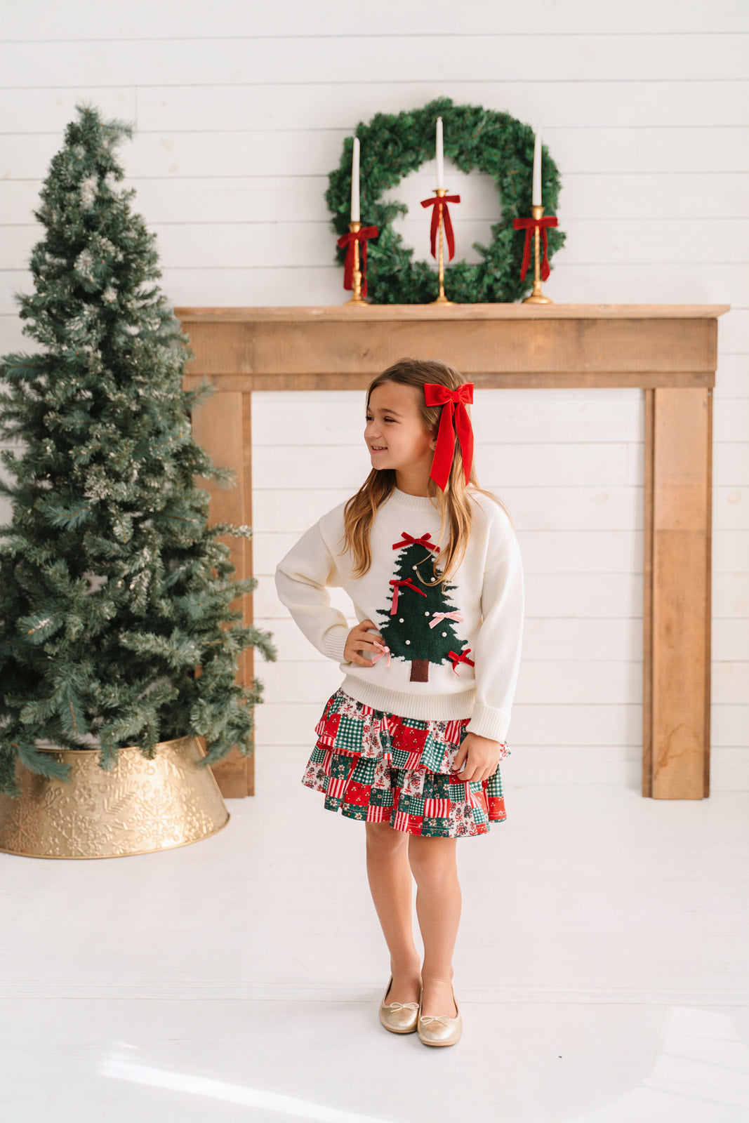 Sweater - Tinsel & Bows Tree