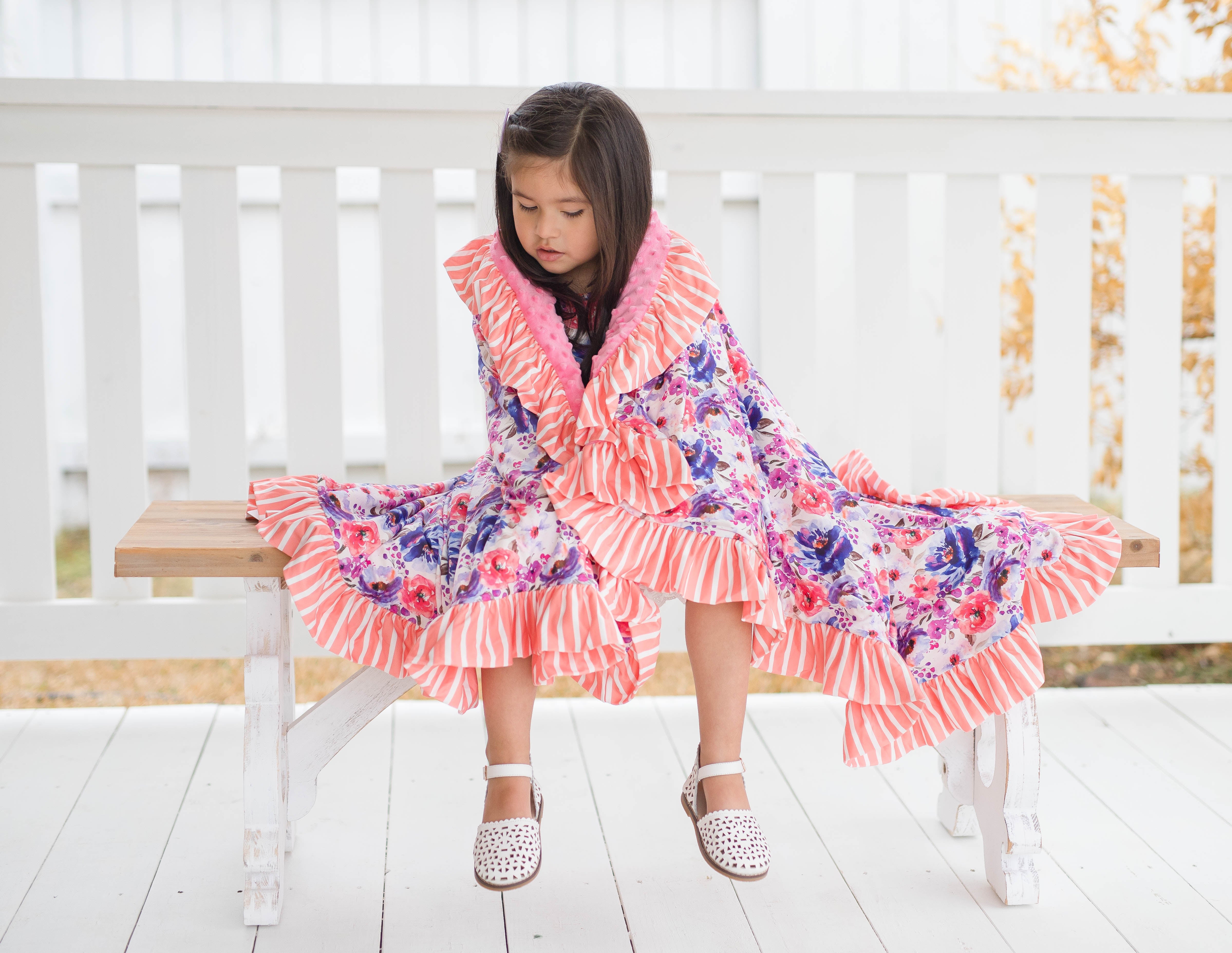 Razzle Dazzle Ruffle Blanket - Extra Large
