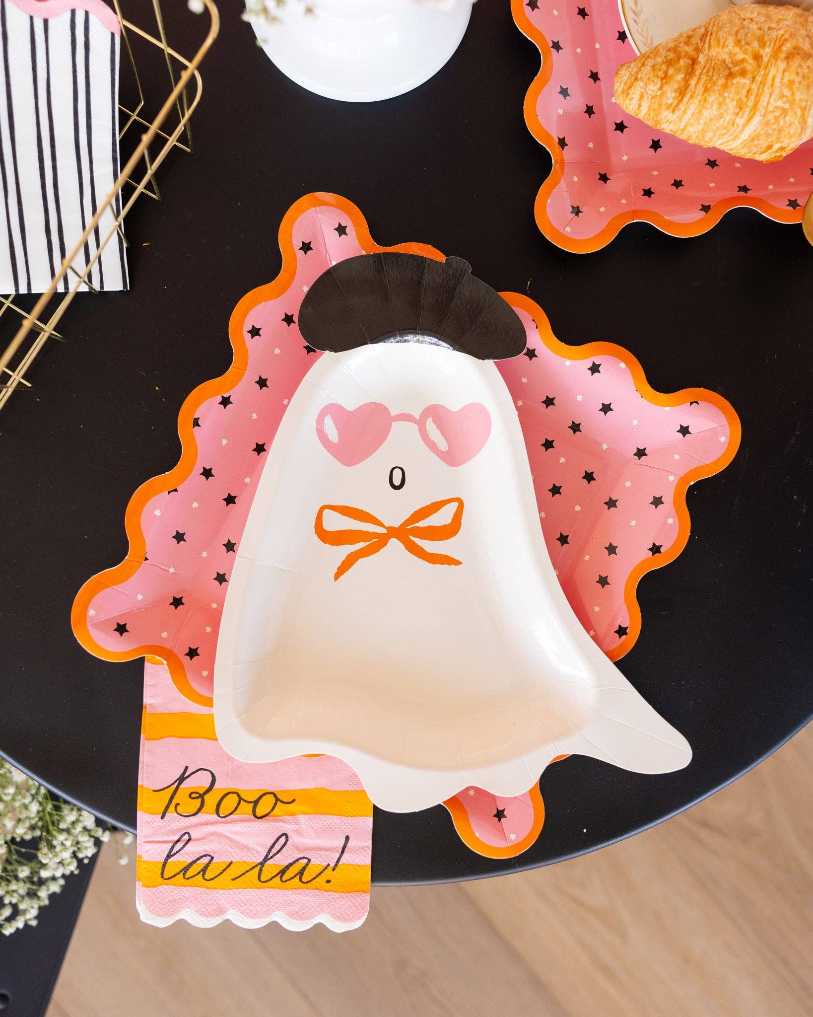 Boo La La Ghost Shaped Paper Plate - 8 PK
