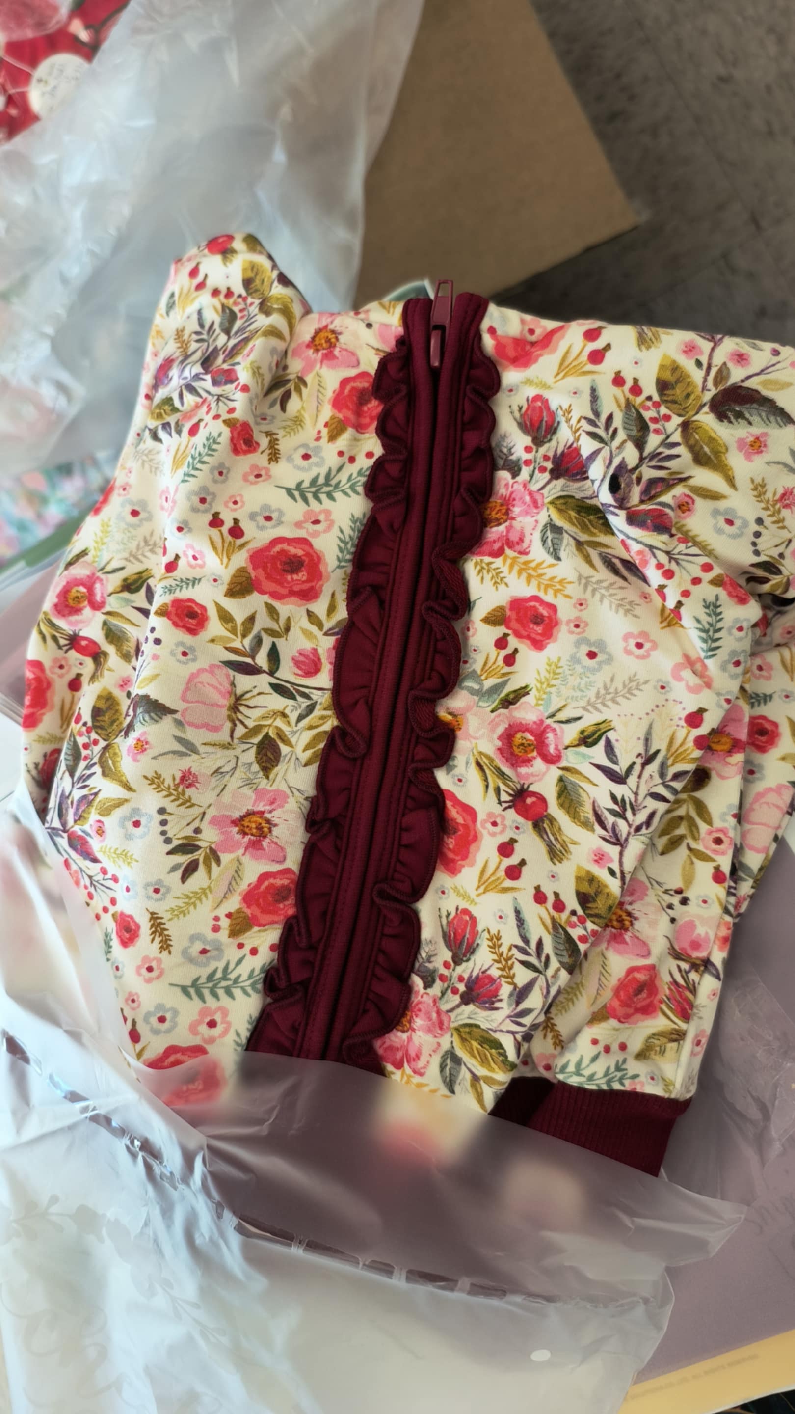 Isla Jogger Zipper Top - Cottage Rose