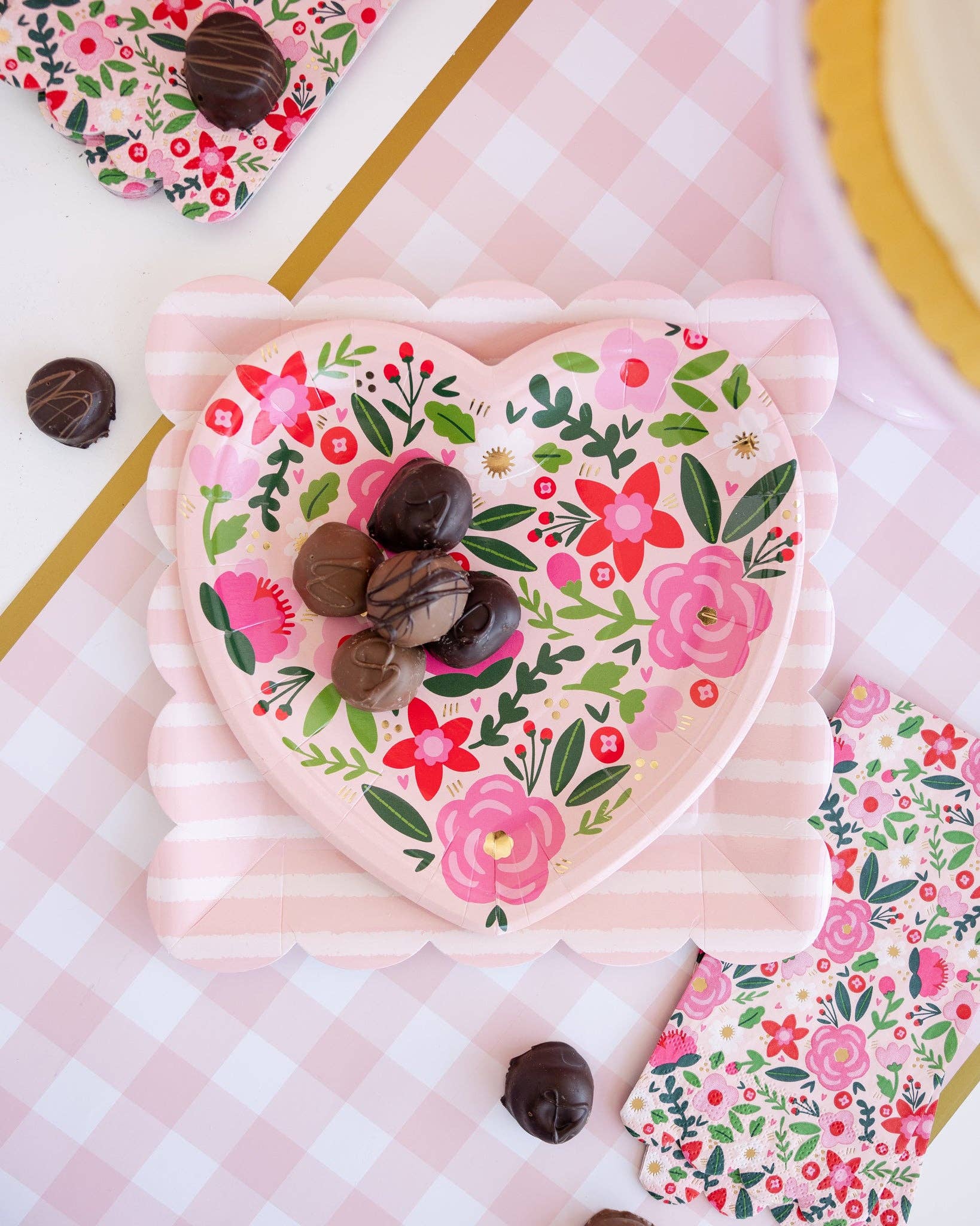 Floral Heart Plate - 8 PK