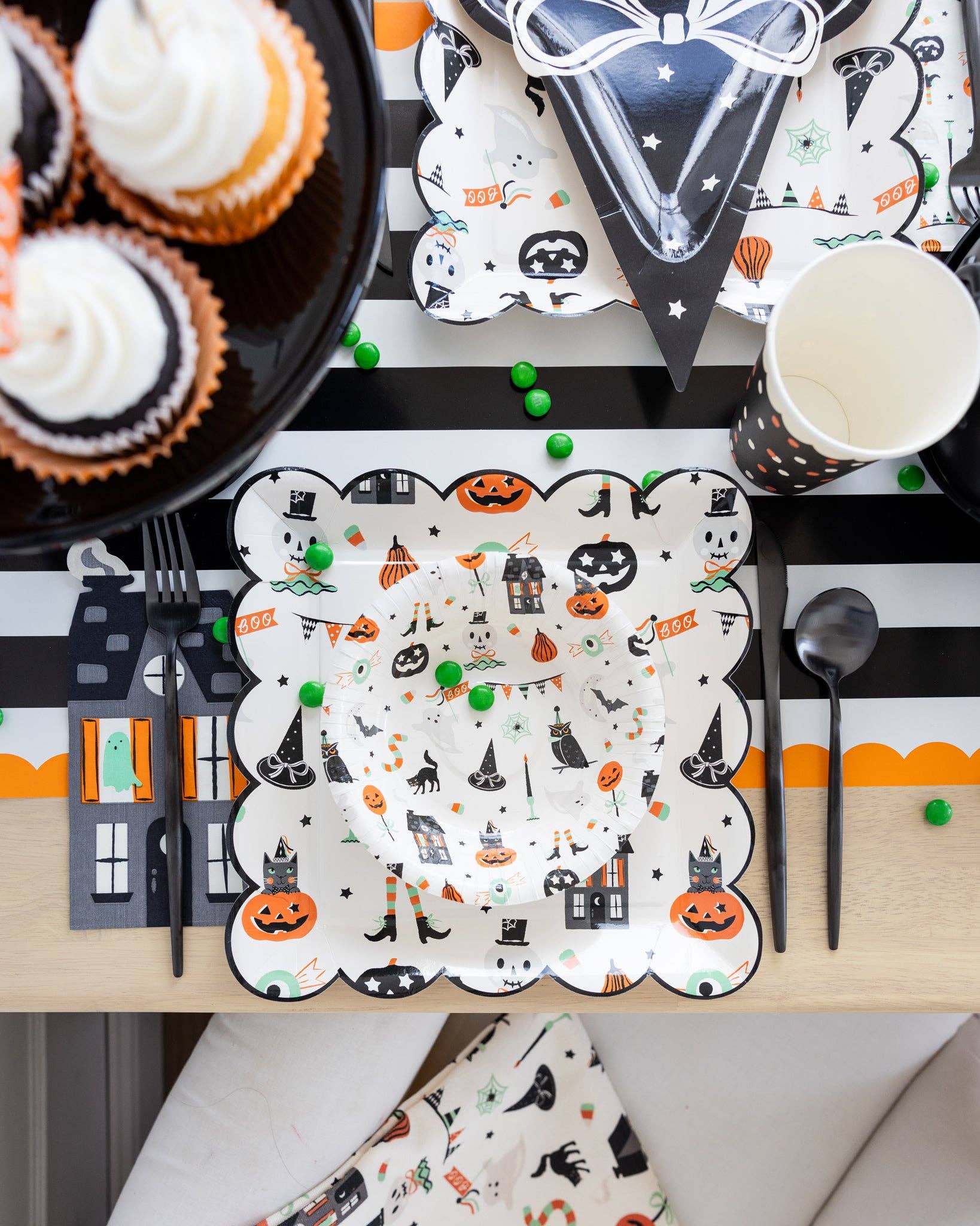 Tricks & Treats House Dinner Napkin - 24 PK