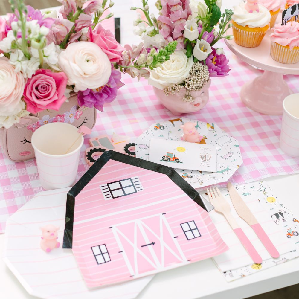 On the Farm Large Pink Plates - 8 PK