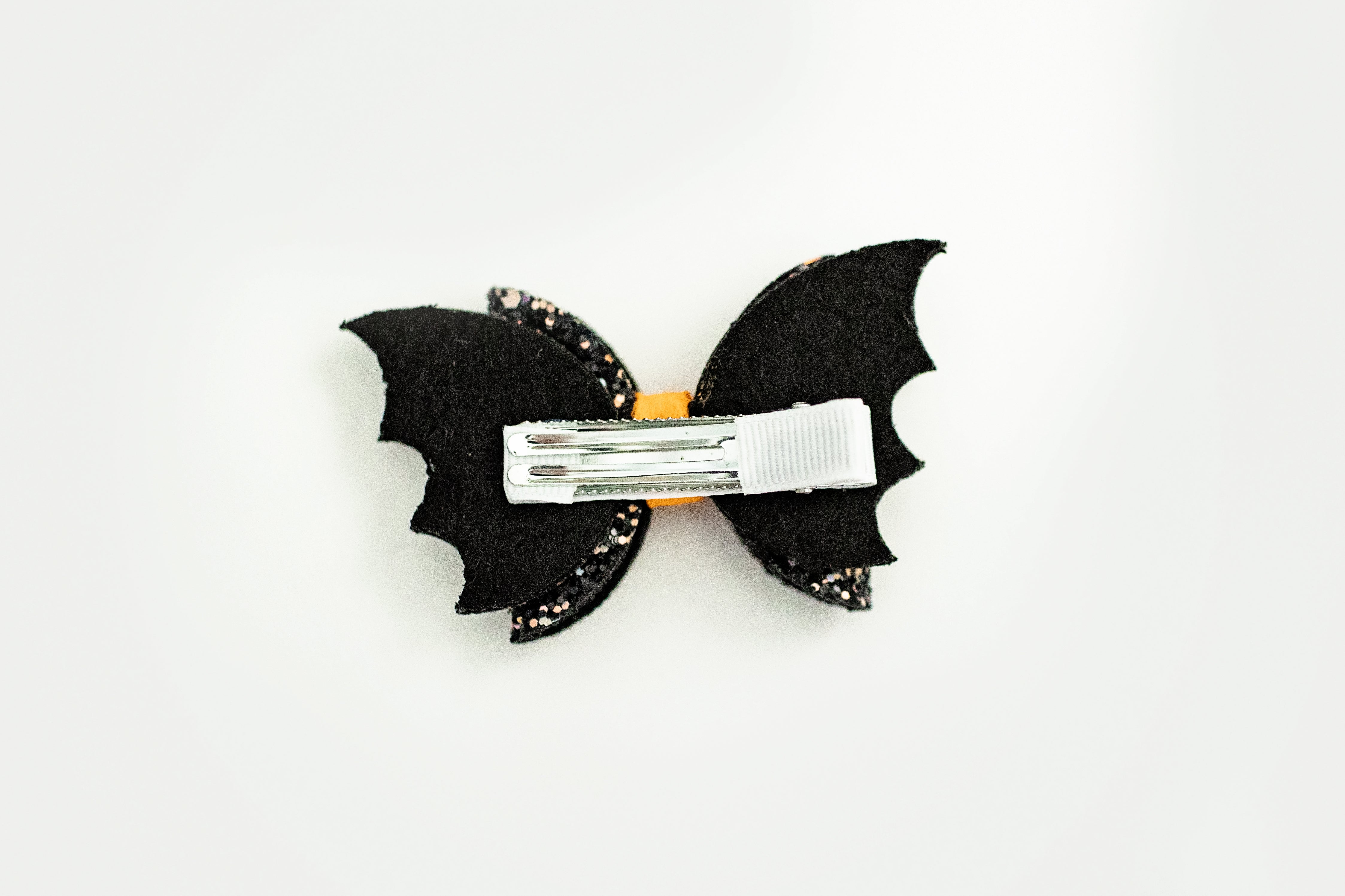 Bat-tastic Boo Bow