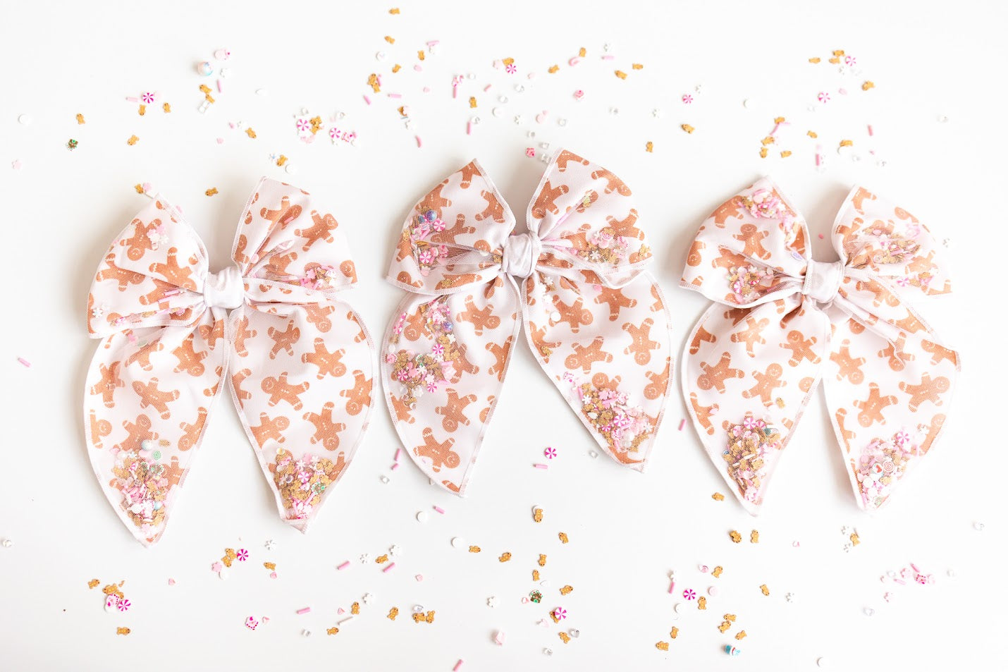 Mesh Shaker Bow - Gingerbread Giggles