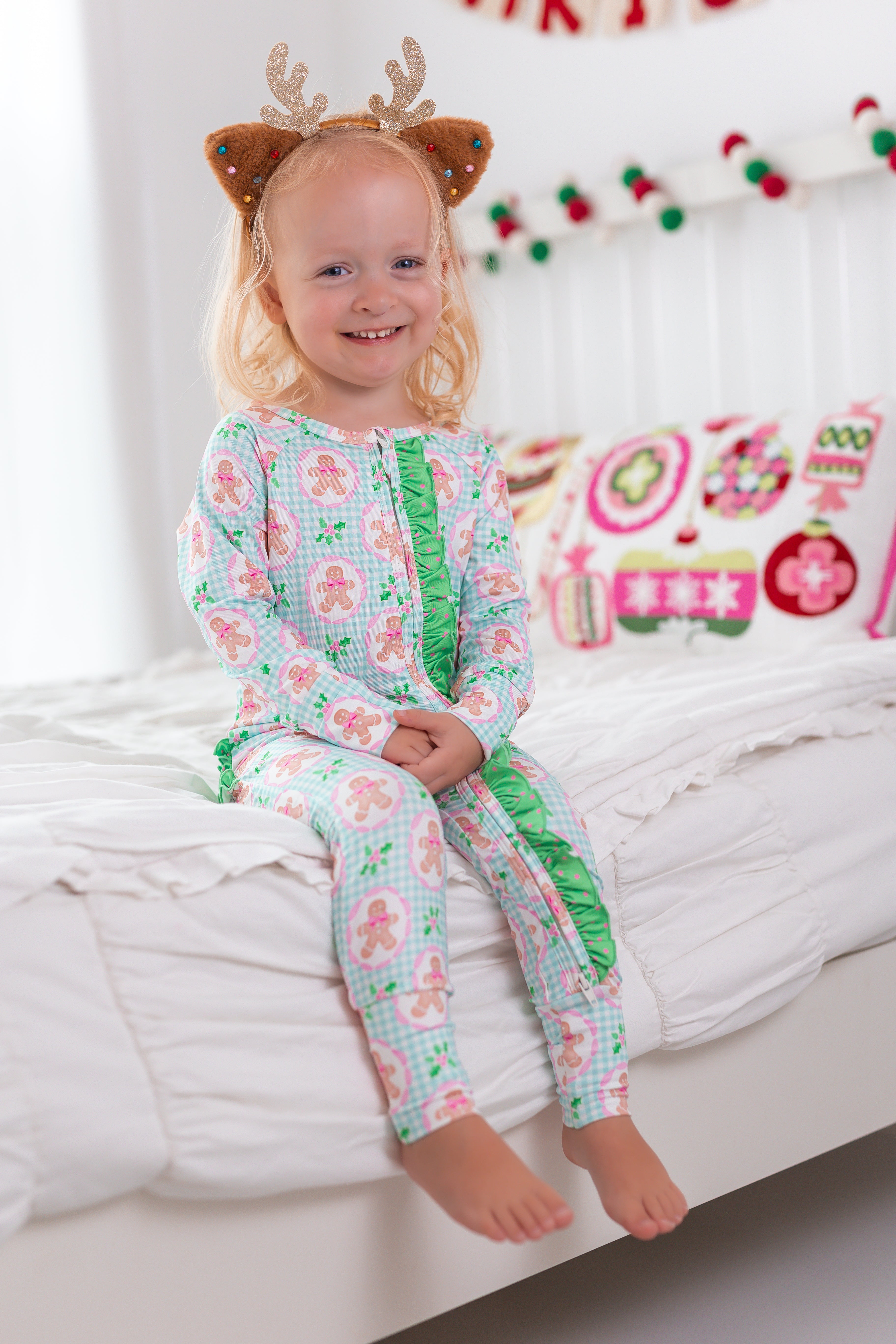 Zipper Loungewear - Gingerbread Delight