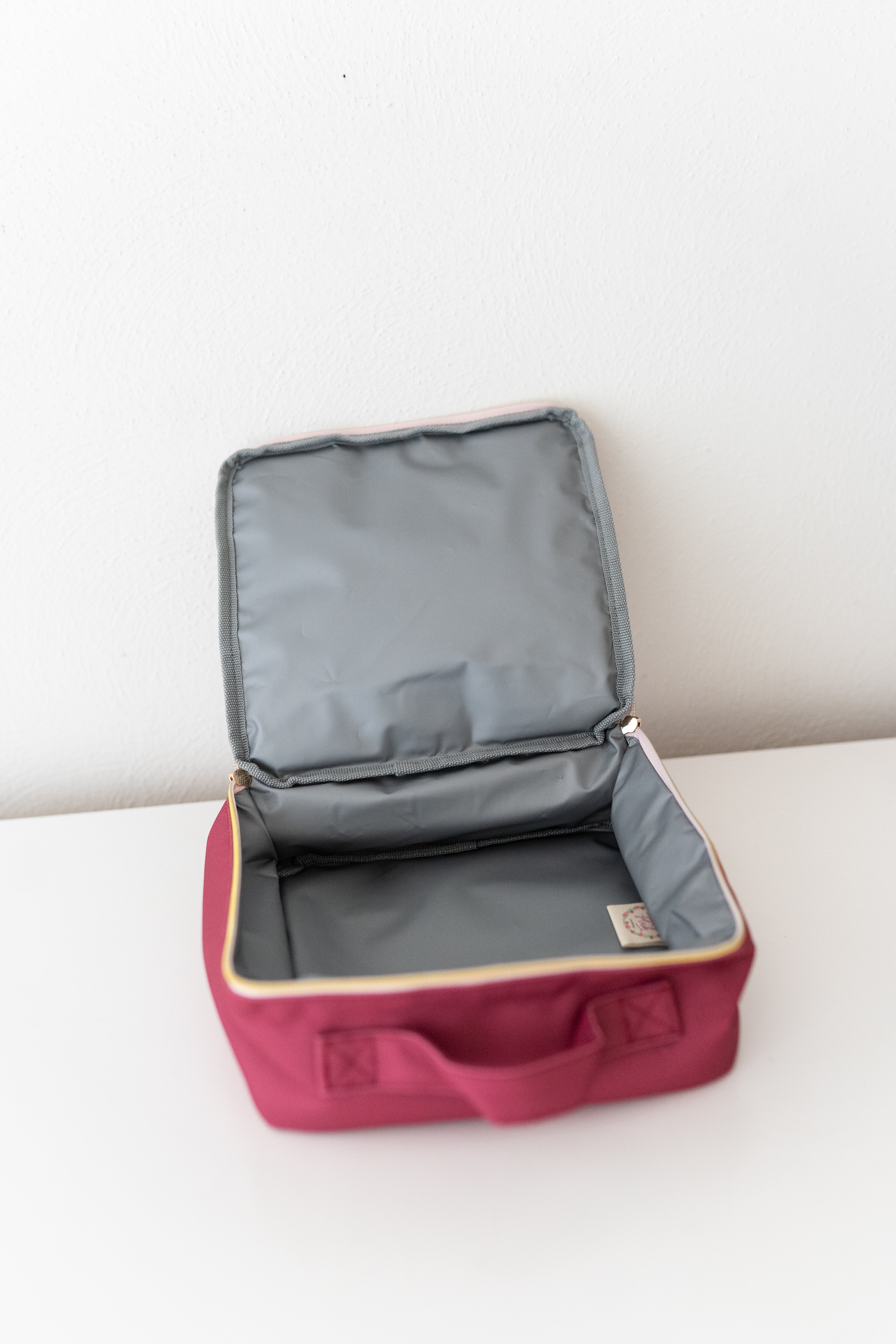 Bree Lunchbox - Wild Rosette